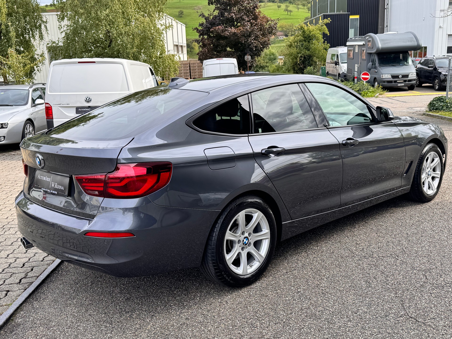 BMW 320i GT xDrive Steptronic-image-2