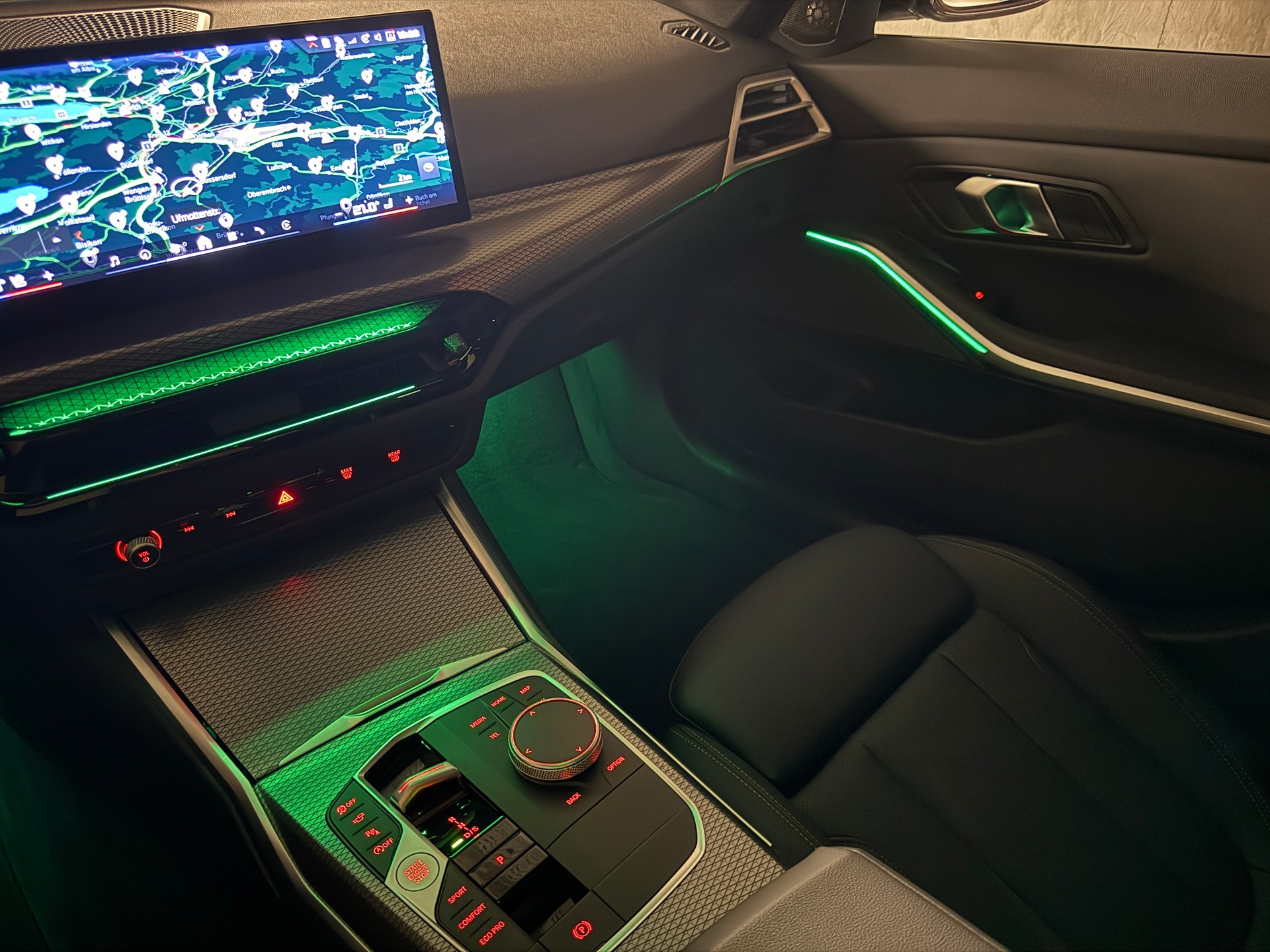 BMW M340i xDRIVE 48V TOURING STEPTRONIC M SPORT PRO*FACELIFT*EL. PANORAMA-GLASSCHIEBEDACH*EL. AHK*-image-28