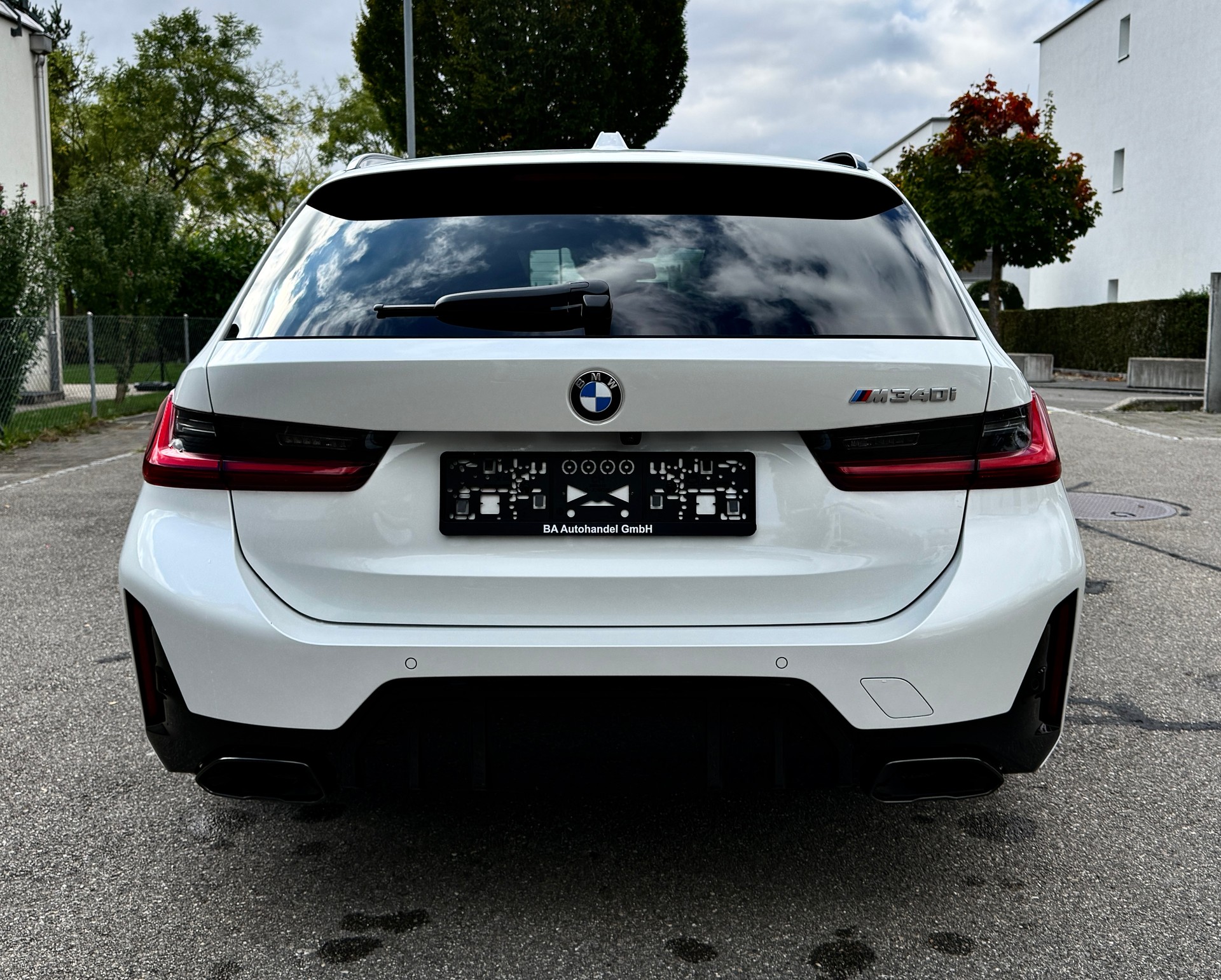 BMW M340i xDRIVE 48V TOURING STEPTRONIC M SPORT PRO*FACELIFT*EL. PANORAMA-GLASSCHIEBEDACH*EL. AHK*-image-4