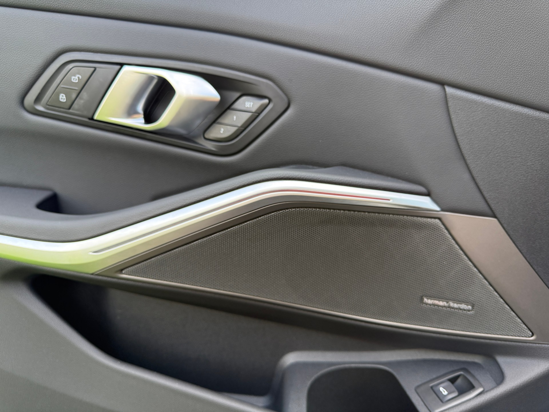 BMW M340i xDRIVE 48V TOURING STEPTRONIC M SPORT PRO*FACELIFT*EL. PANORAMA-GLASSCHIEBEDACH*EL. AHK*-image-18