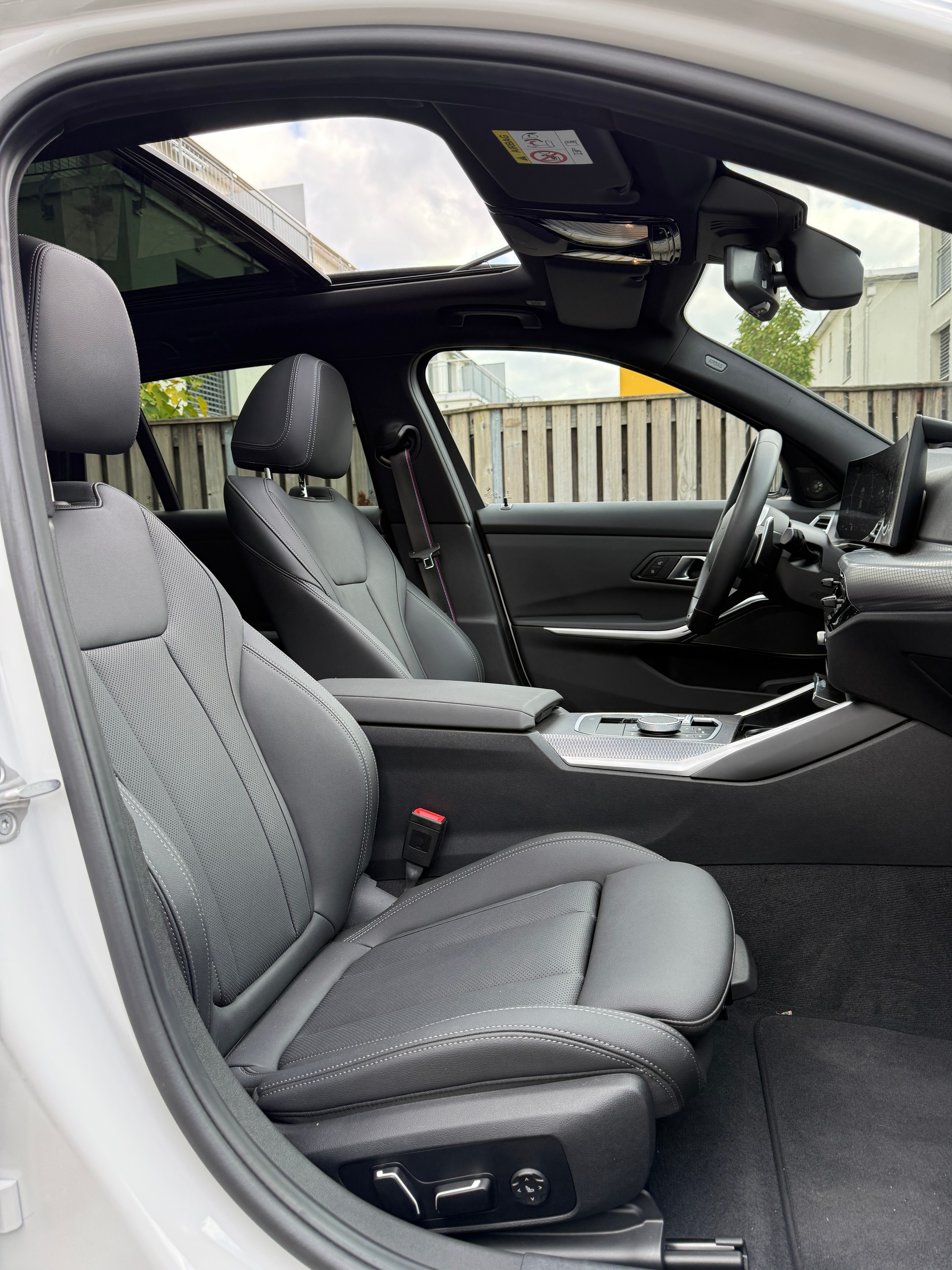 BMW M340i xDRIVE 48V TOURING STEPTRONIC M SPORT PRO*FACELIFT*EL. PANORAMA-GLASSCHIEBEDACH*EL. AHK*-image-15