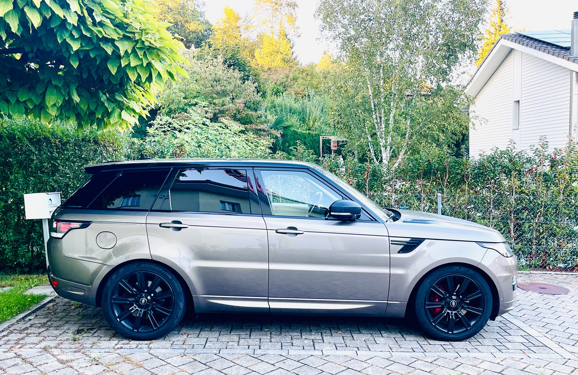 LAND ROVER Range Rover Sport 3.0 SDV6 Hybrid HSE Automatic-image-0
