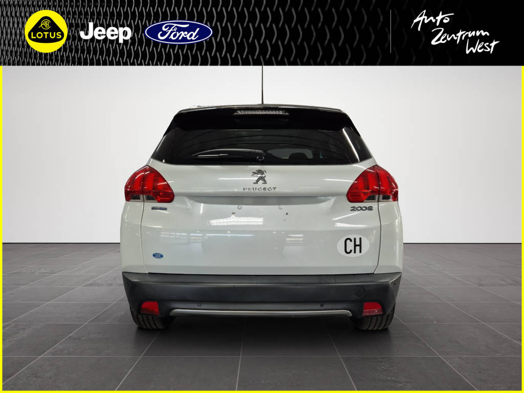 PEUGEOT 2008 1.6 BlueHDi Allure-image-4