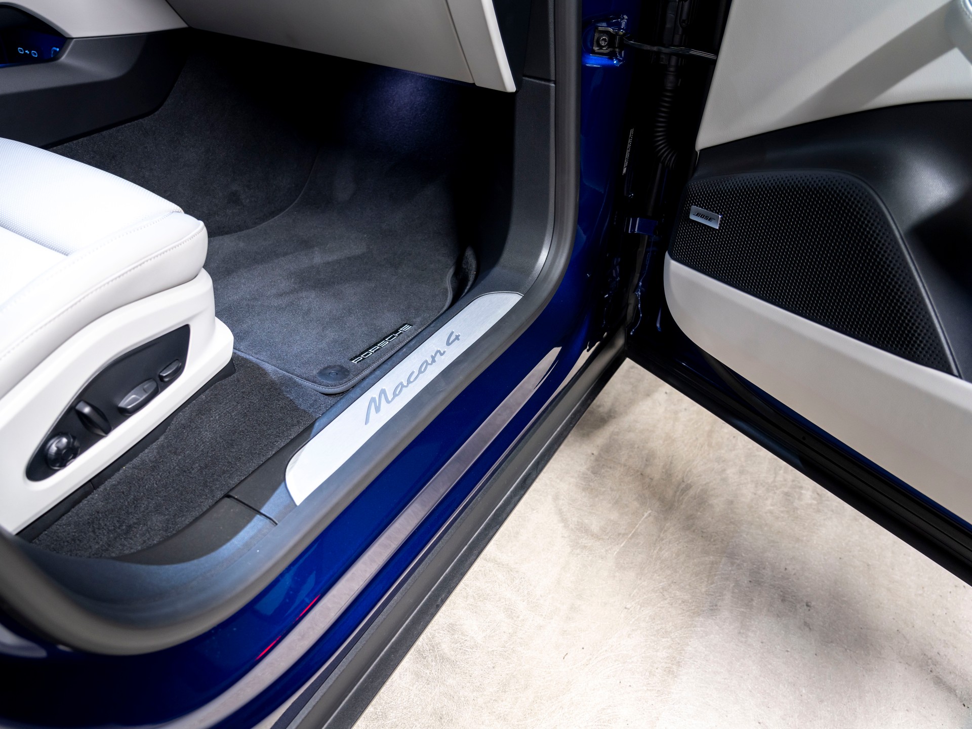 PORSCHE Macan 4 100kWh-image-26