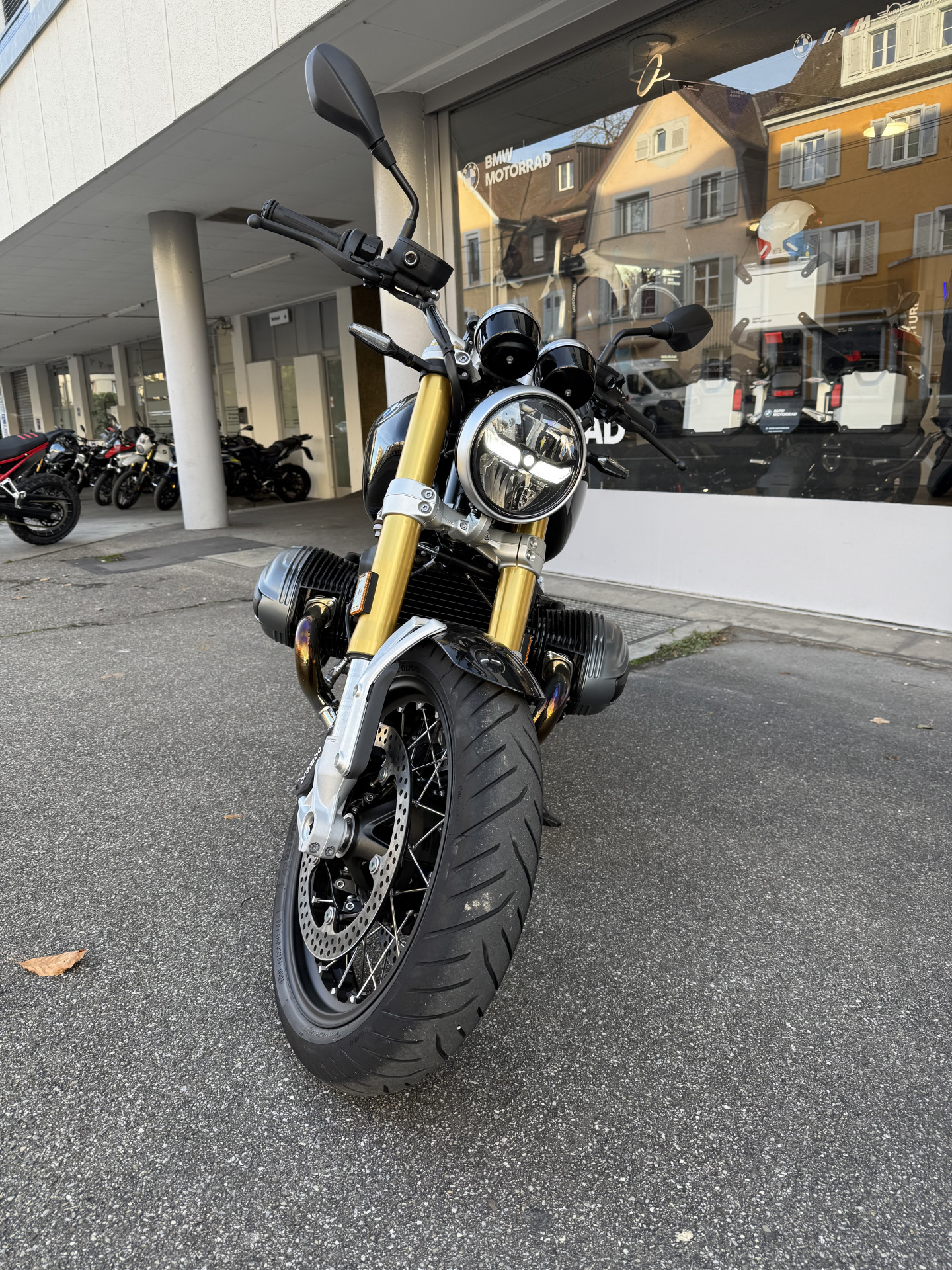 BMW R 12 nineT A2-image-1