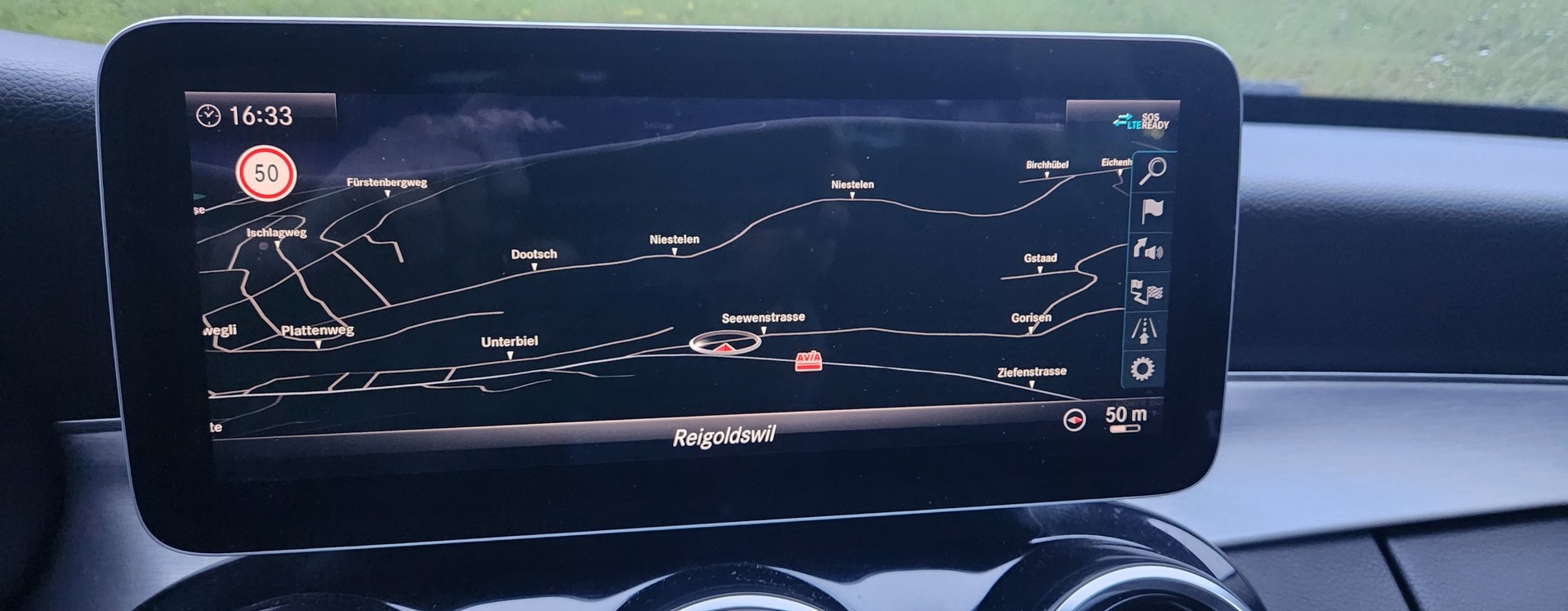 MERCEDES-BENZ C 300 d Avantgarde-image-13