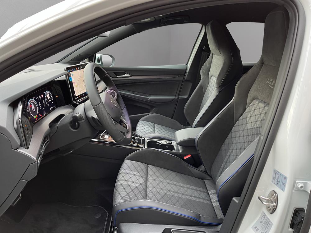 VW Golf 1.5 e TSI mHEV R-Line DSG-image-5