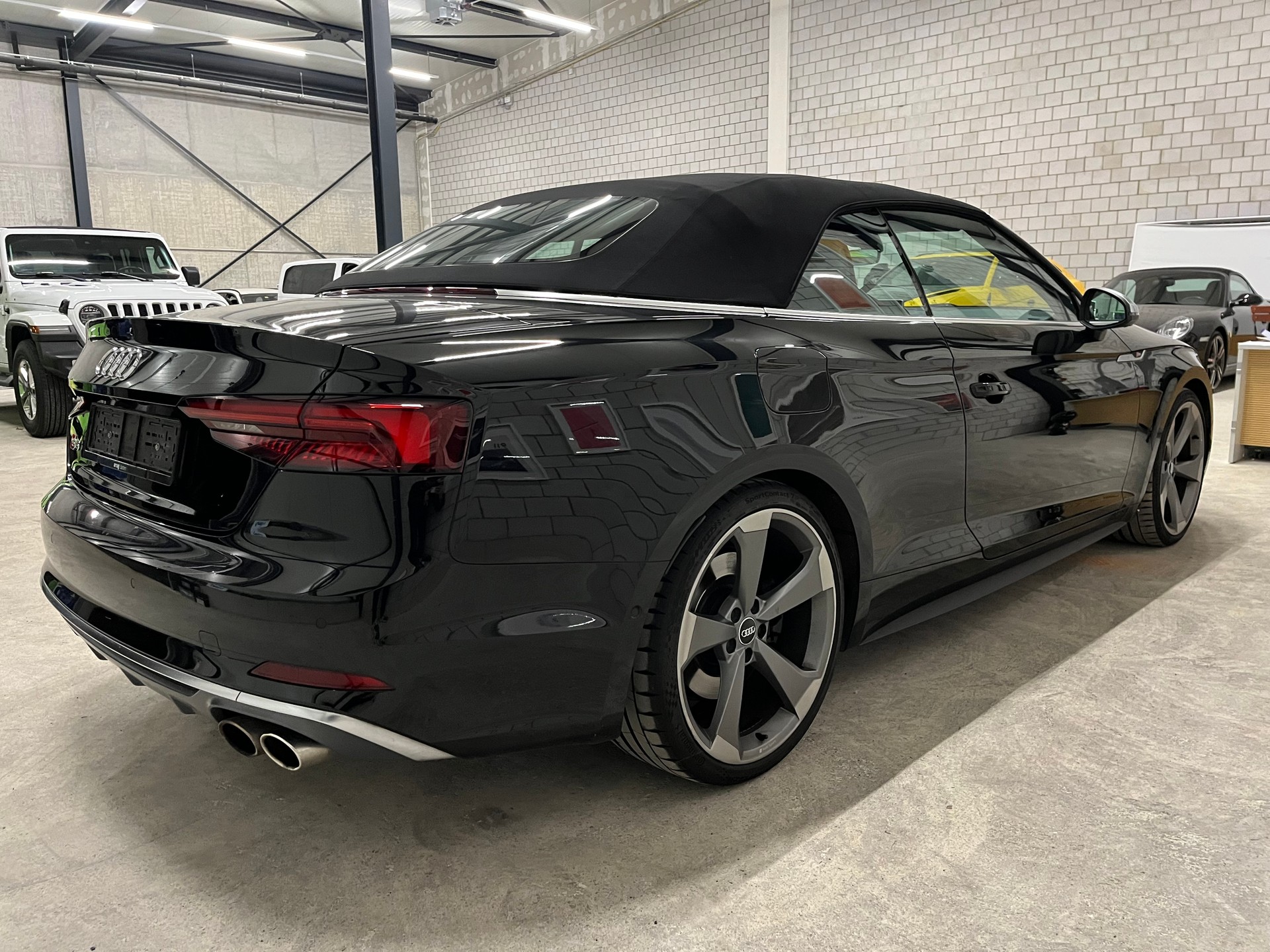 AUDI S5 Cabriolet 3.0 TFSI quattro tiptronic-image-3