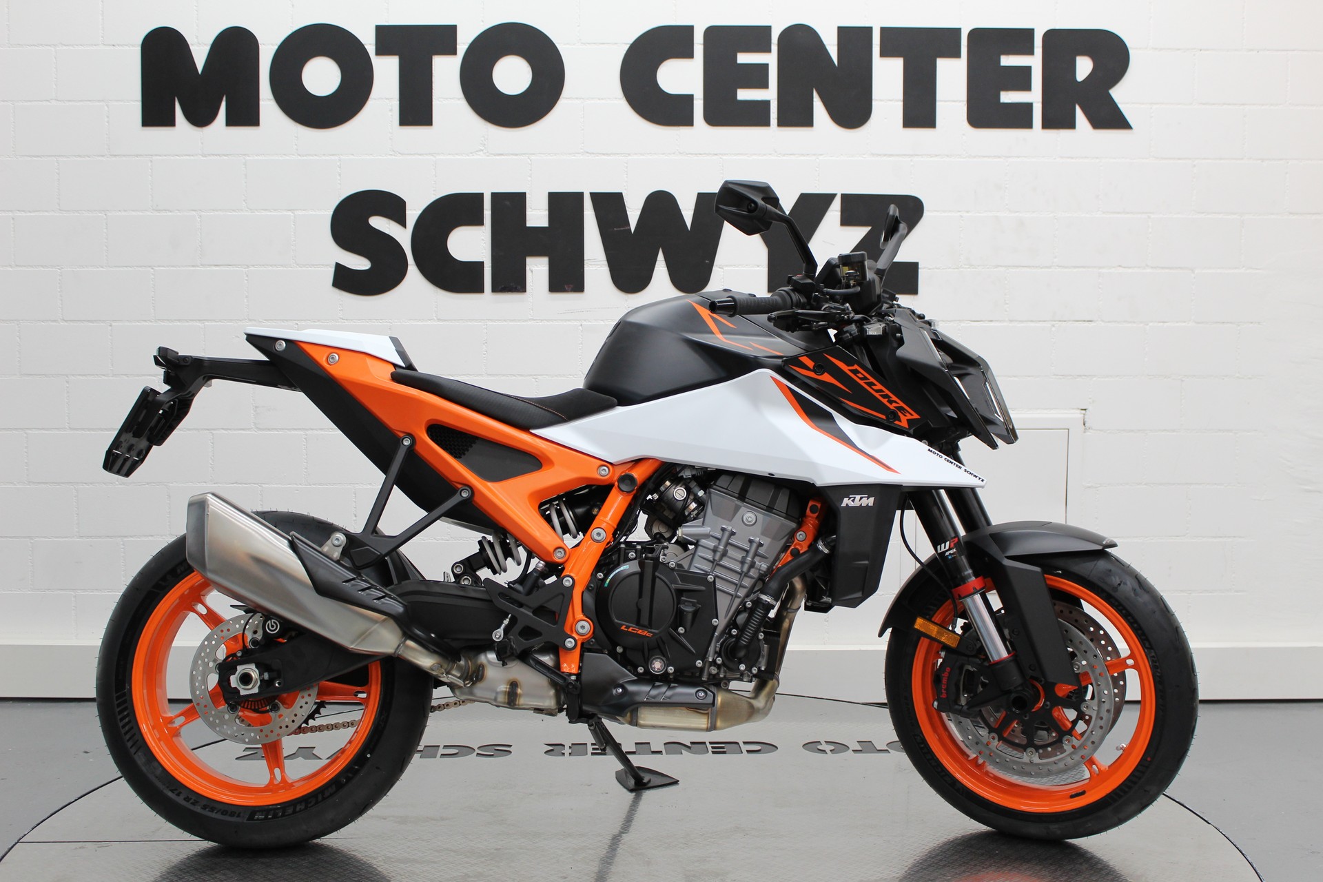 KTM 990 Duke R