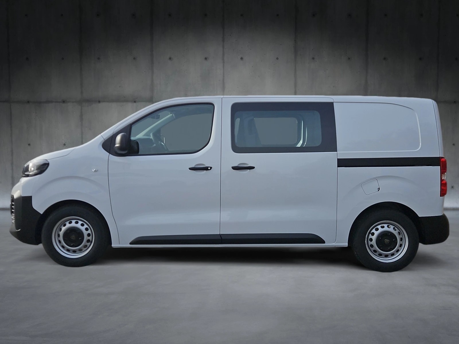 PEUGEOT Expert 2.2 BlueHDi 120 S&S Vertiefte Kabine Standard-image-1