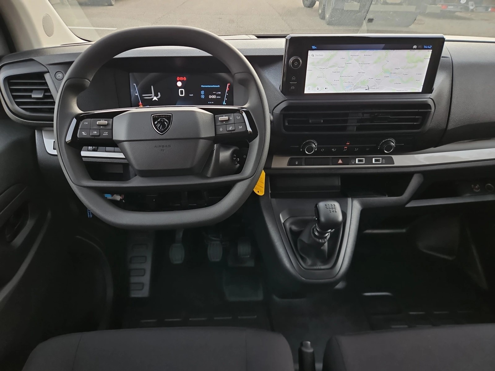 PEUGEOT Expert 2.2 BlueHDi 120 S&S Vertiefte Kabine Standard-image-9