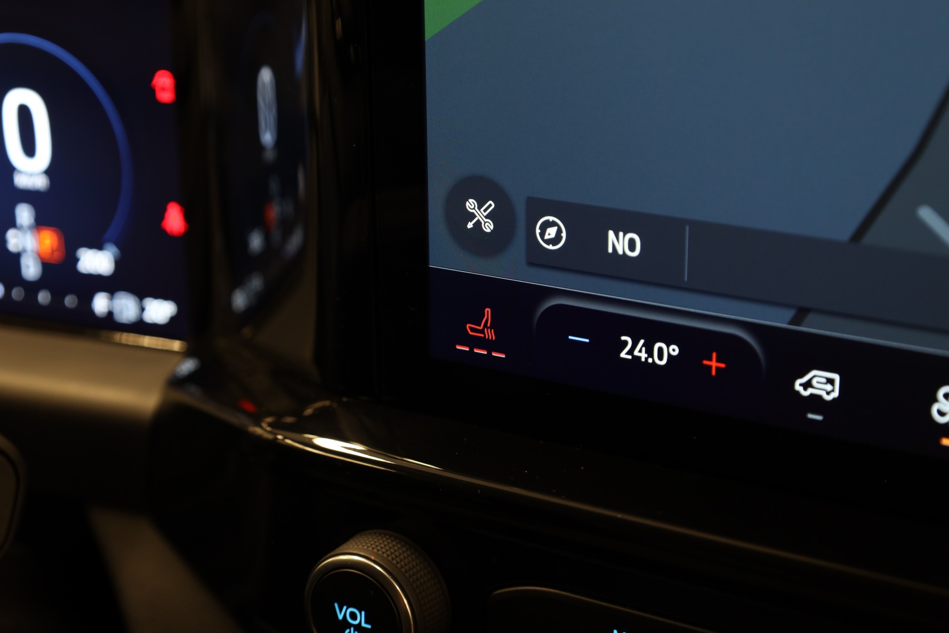 FORD Tourneo Custom 320 L1 2.0 TDCI 4x4 Titanium-image-27