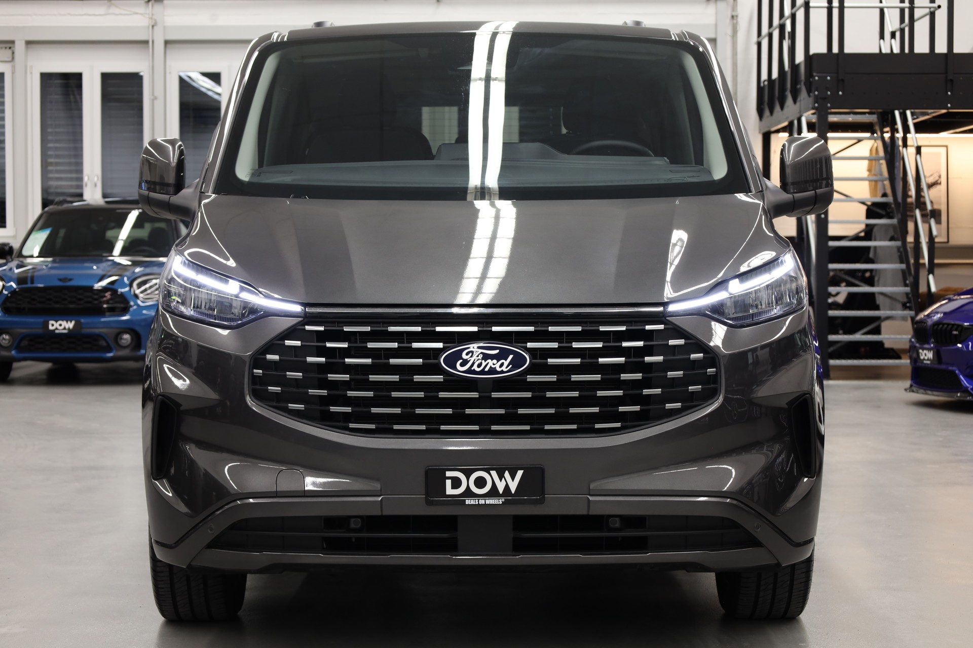 FORD Tourneo Custom 320 L1 2.0 TDCI 4x4 Titanium-image-3