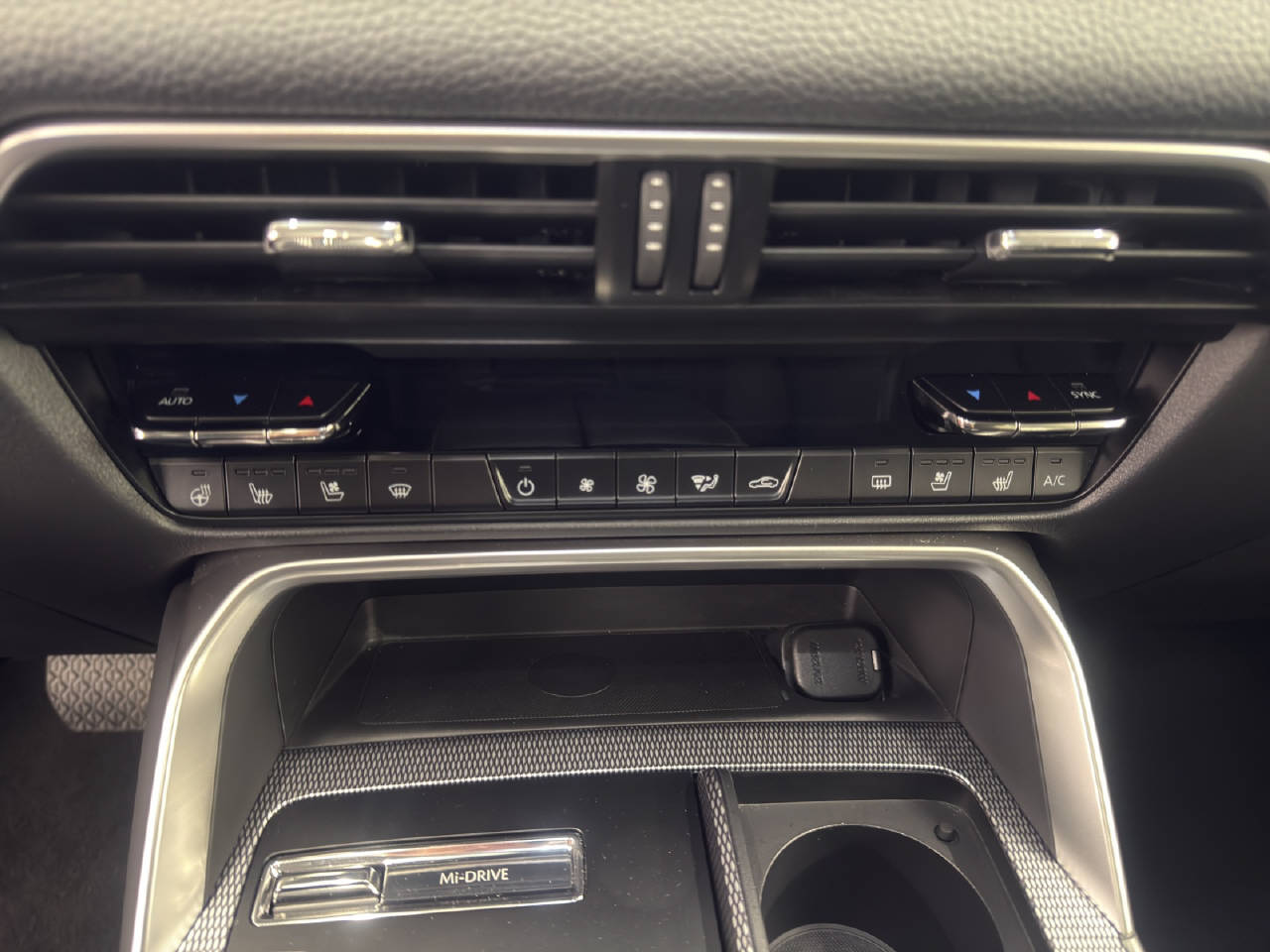 MAZDA CX-60 2.5 PHEV 327 PS Homura AWD-image-13