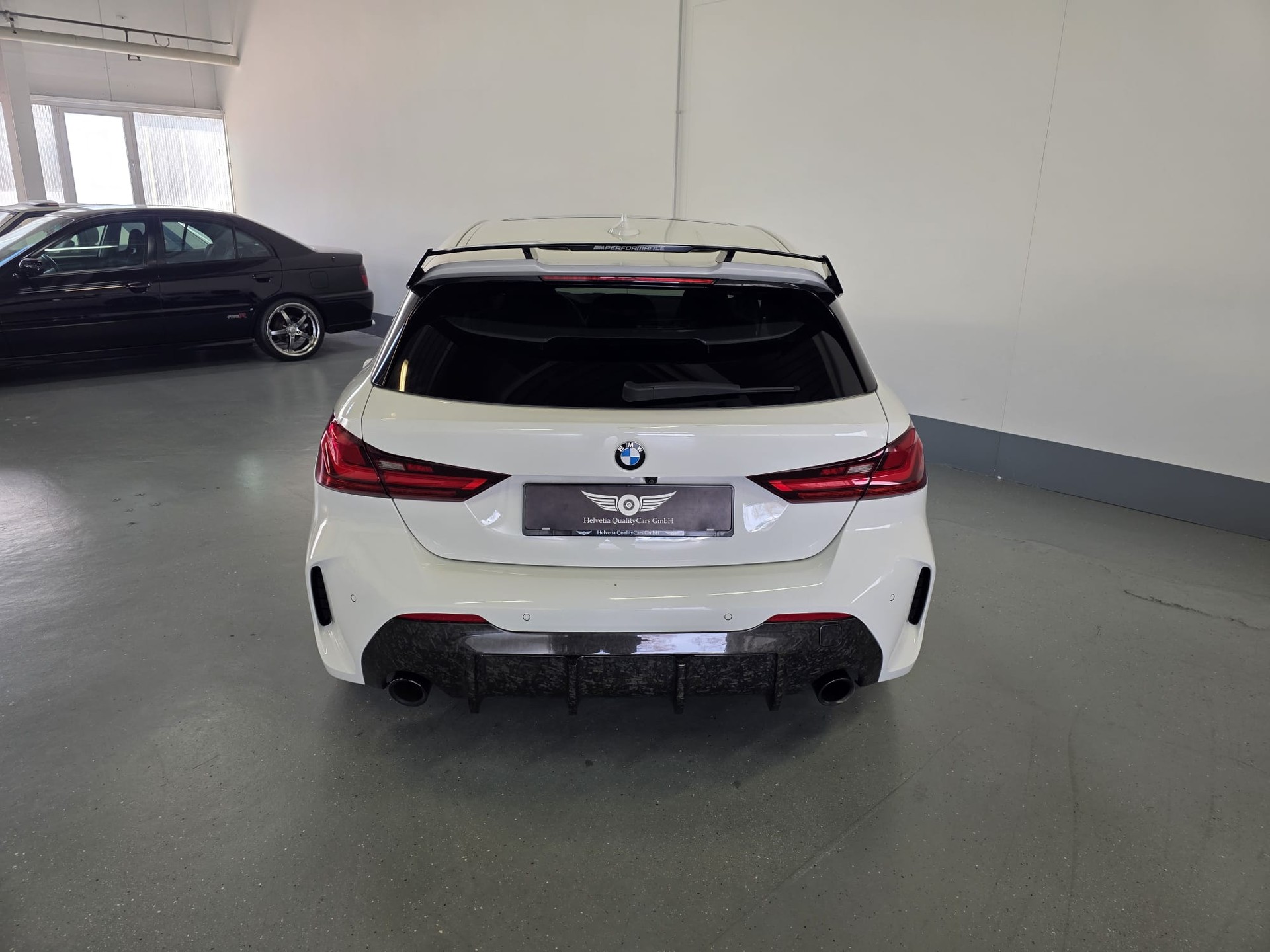 BMW M135i xDrive Steptronic-image-21
