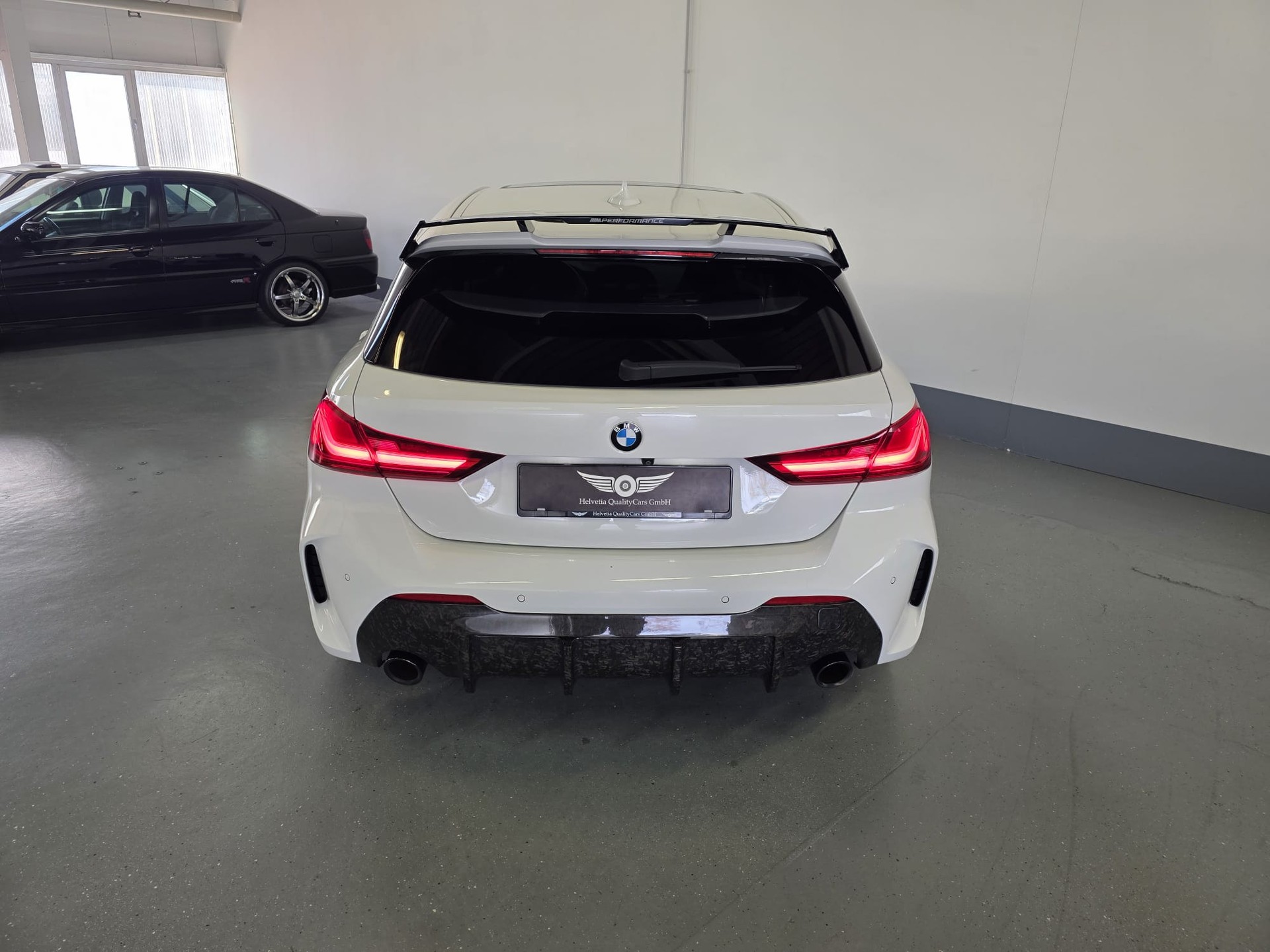 BMW M135i xDrive Steptronic-image-22