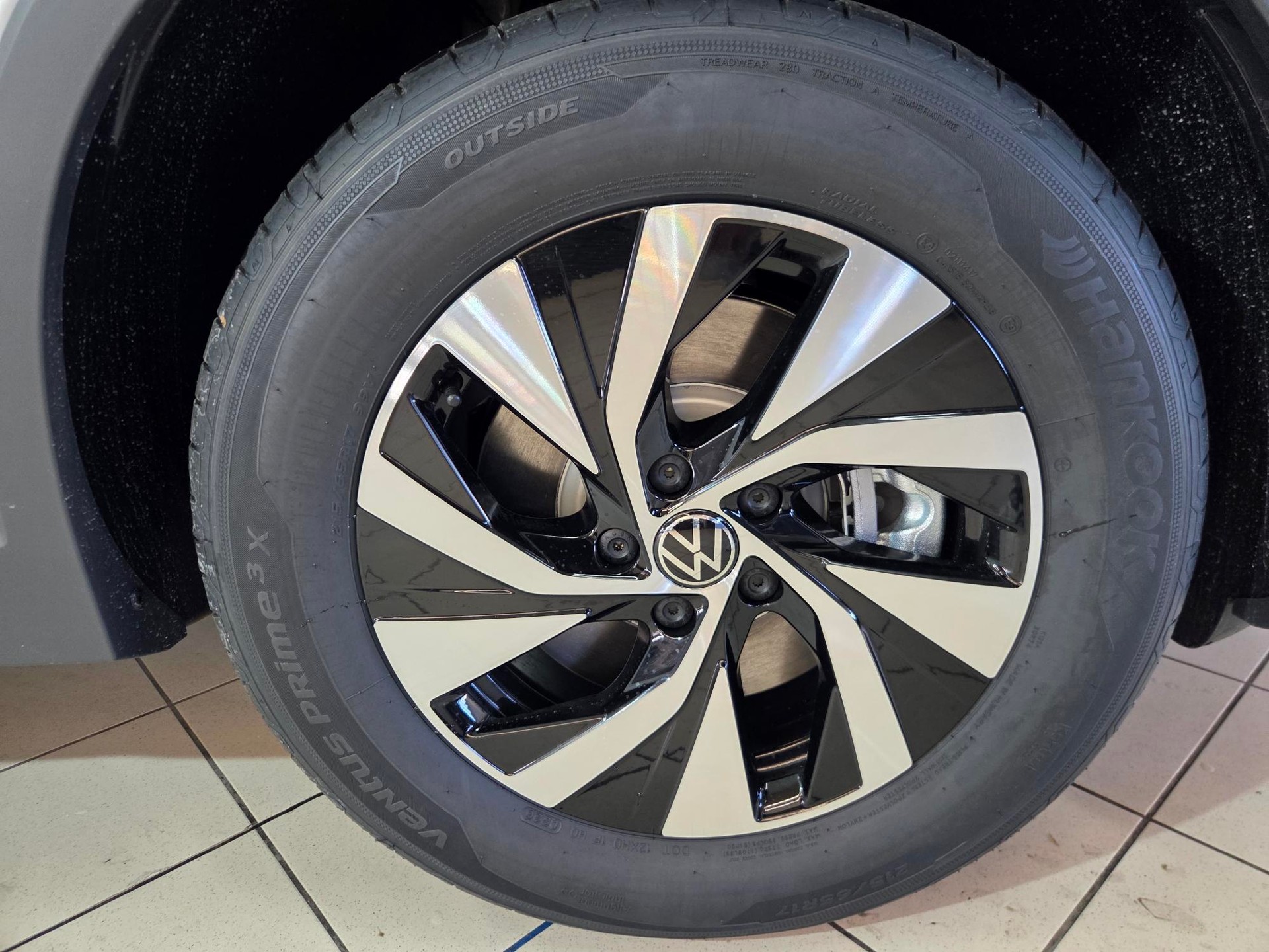 VW Tiguan 2.0 TSI DSG United 4Motion-image-5