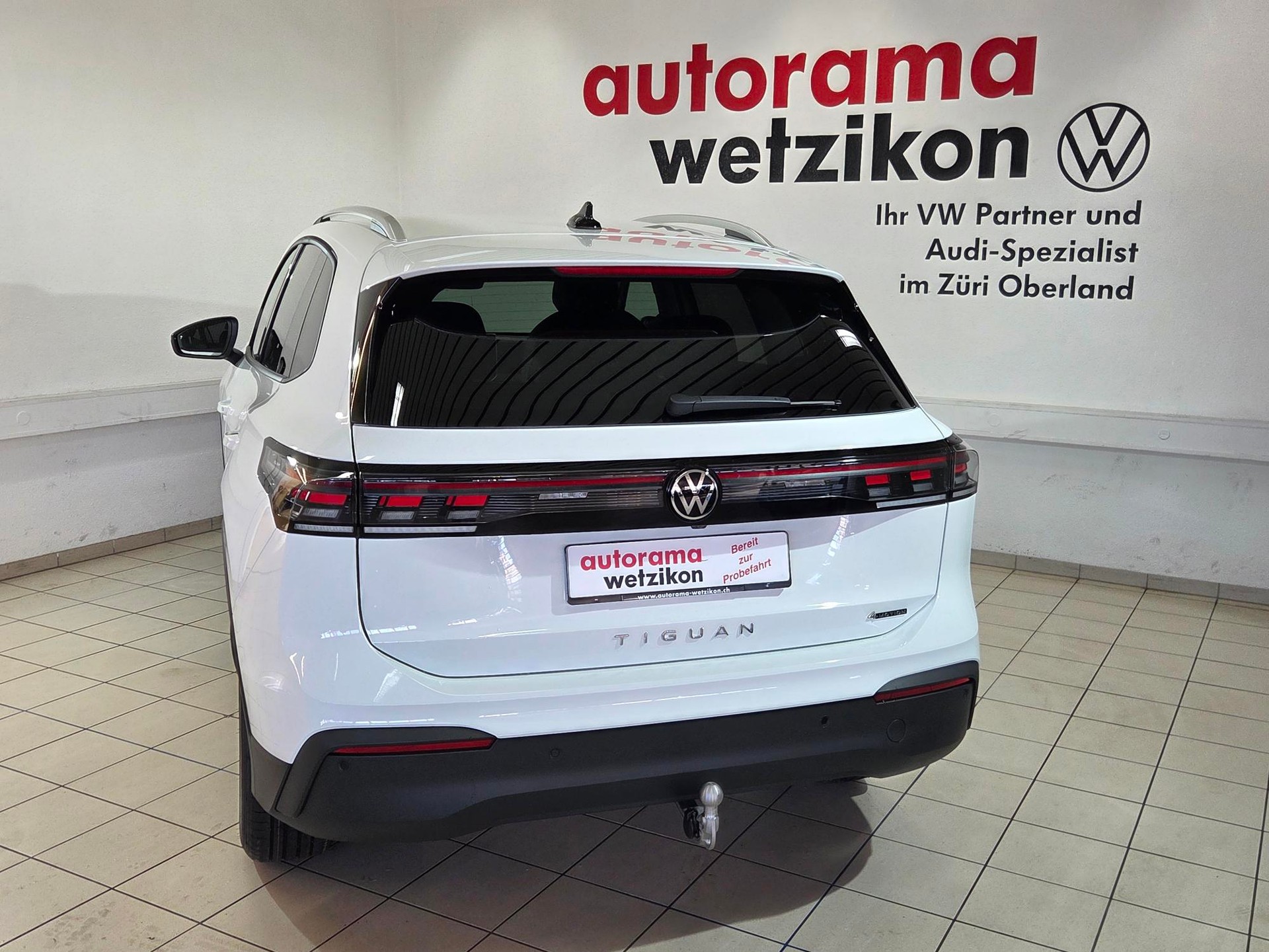 VW Tiguan 2.0 TSI DSG United 4Motion-image-3