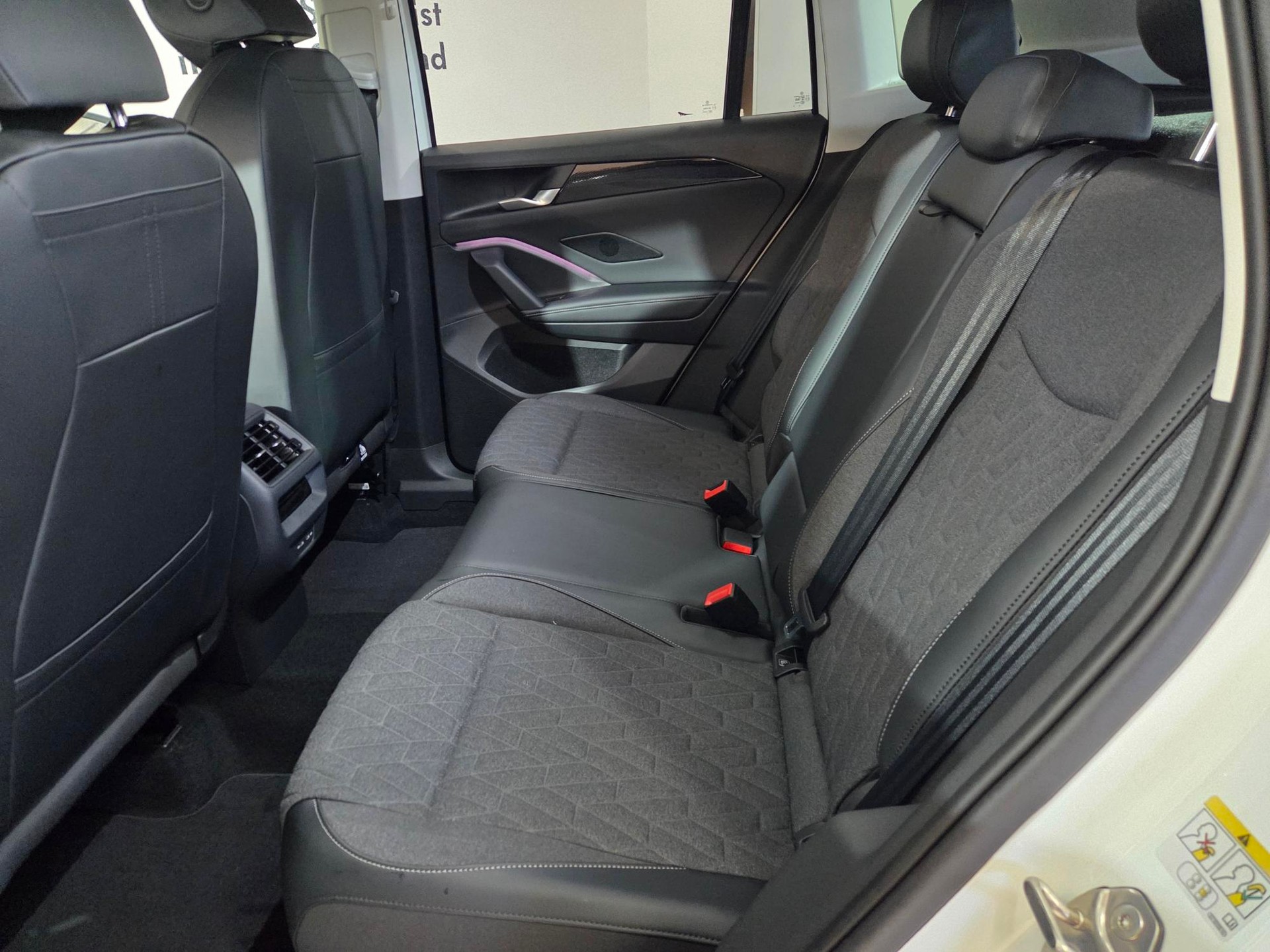 VW Tiguan 2.0 TSI DSG United 4Motion-image-10