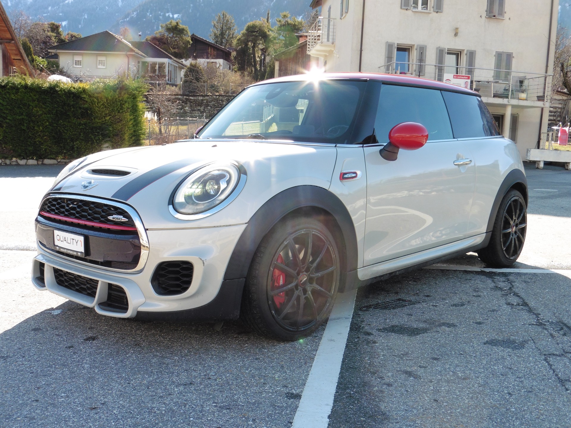 MINI Cooper John Cooper Works Steptronic-image-1