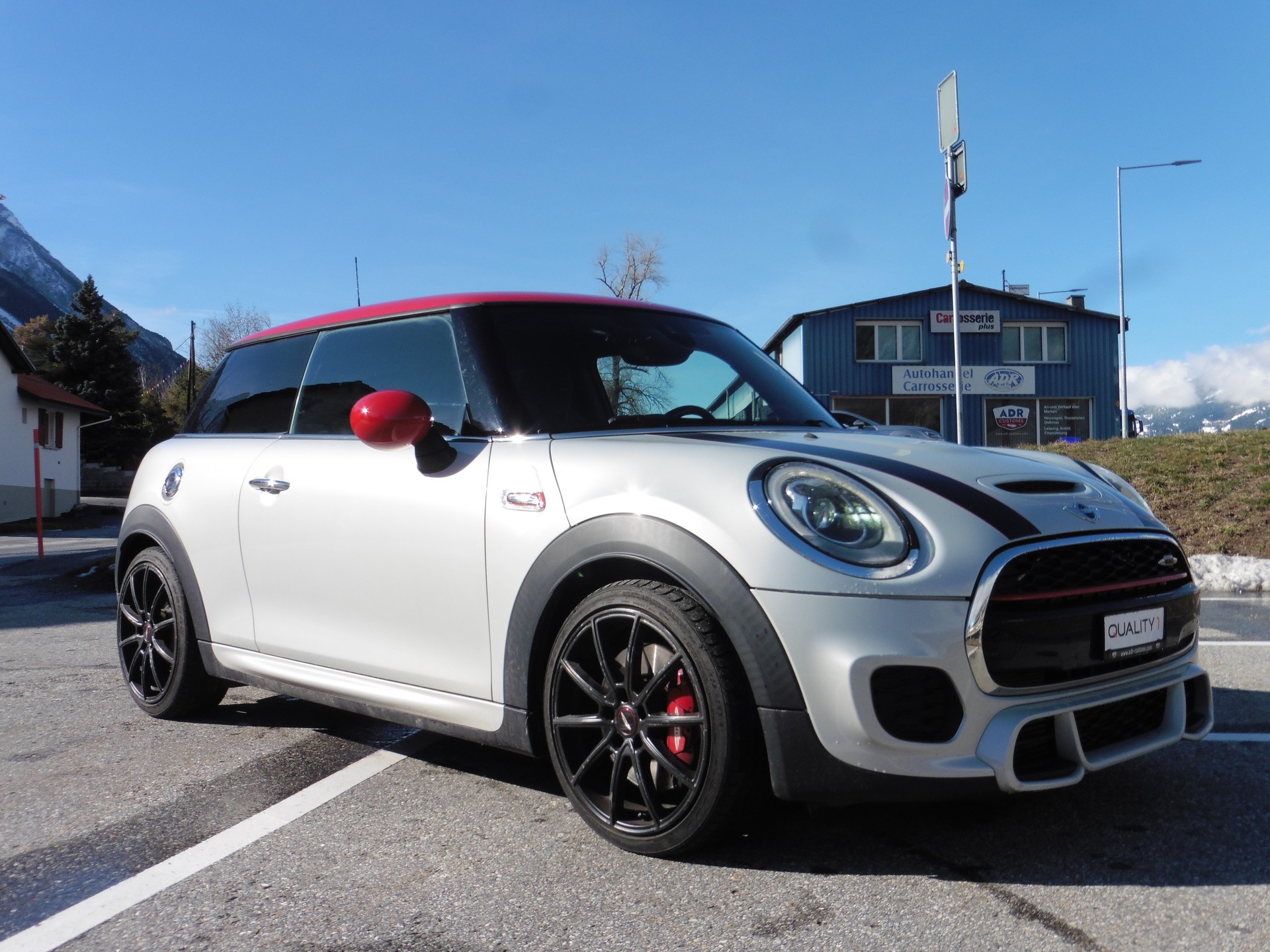 MINI Cooper John Cooper Works Steptronic-image-2