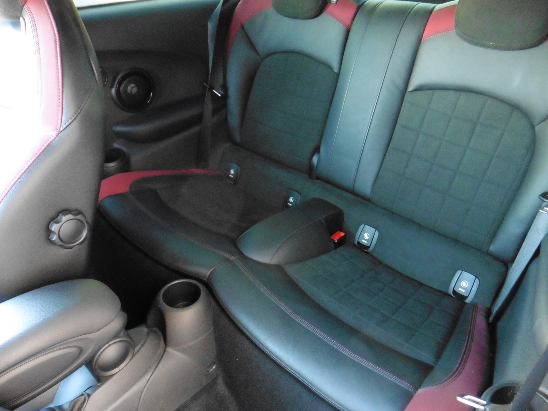 MINI Cooper John Cooper Works Steptronic-image-13