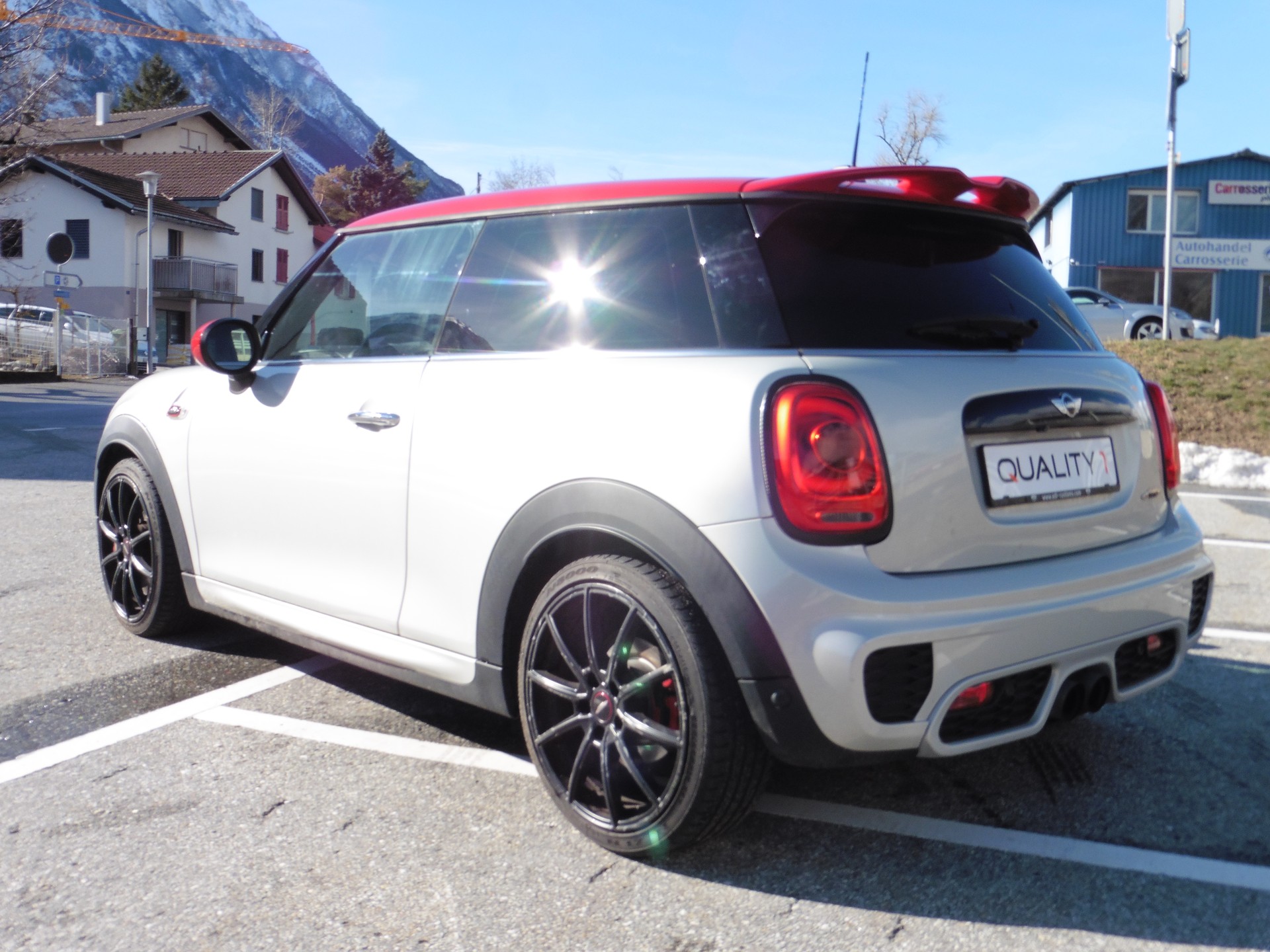 MINI Cooper John Cooper Works Steptronic-image-4