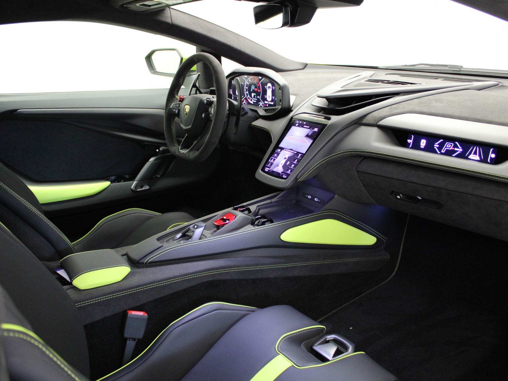 LAMBORGHINI Revuelto HPEV-image-5