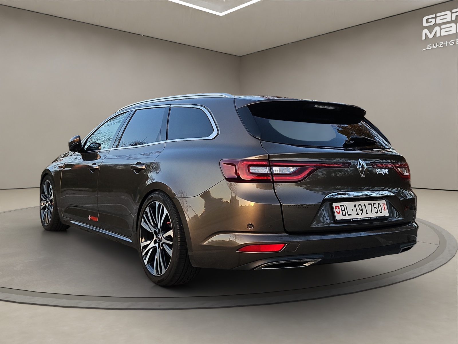 RENAULT Talisman Grandtour 2.0 dCi Initiale Paris EDC-image-2