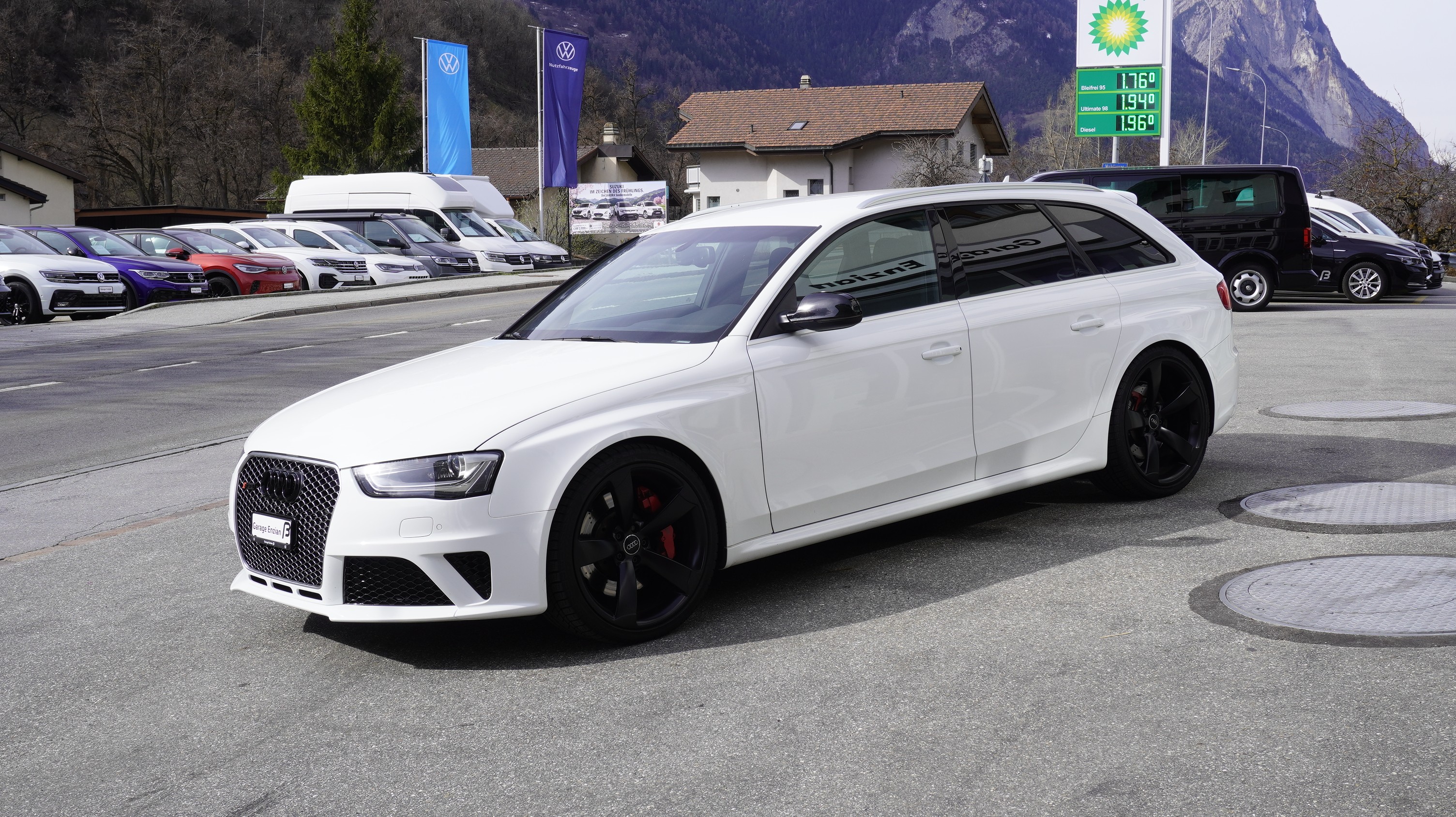 AUDI RS4 Avant 4.2 FSI quattro (Station wagon)
