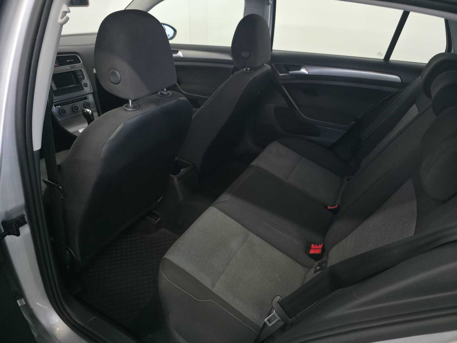 VW Golf 1.2 TSI Trendline DSG-image-16