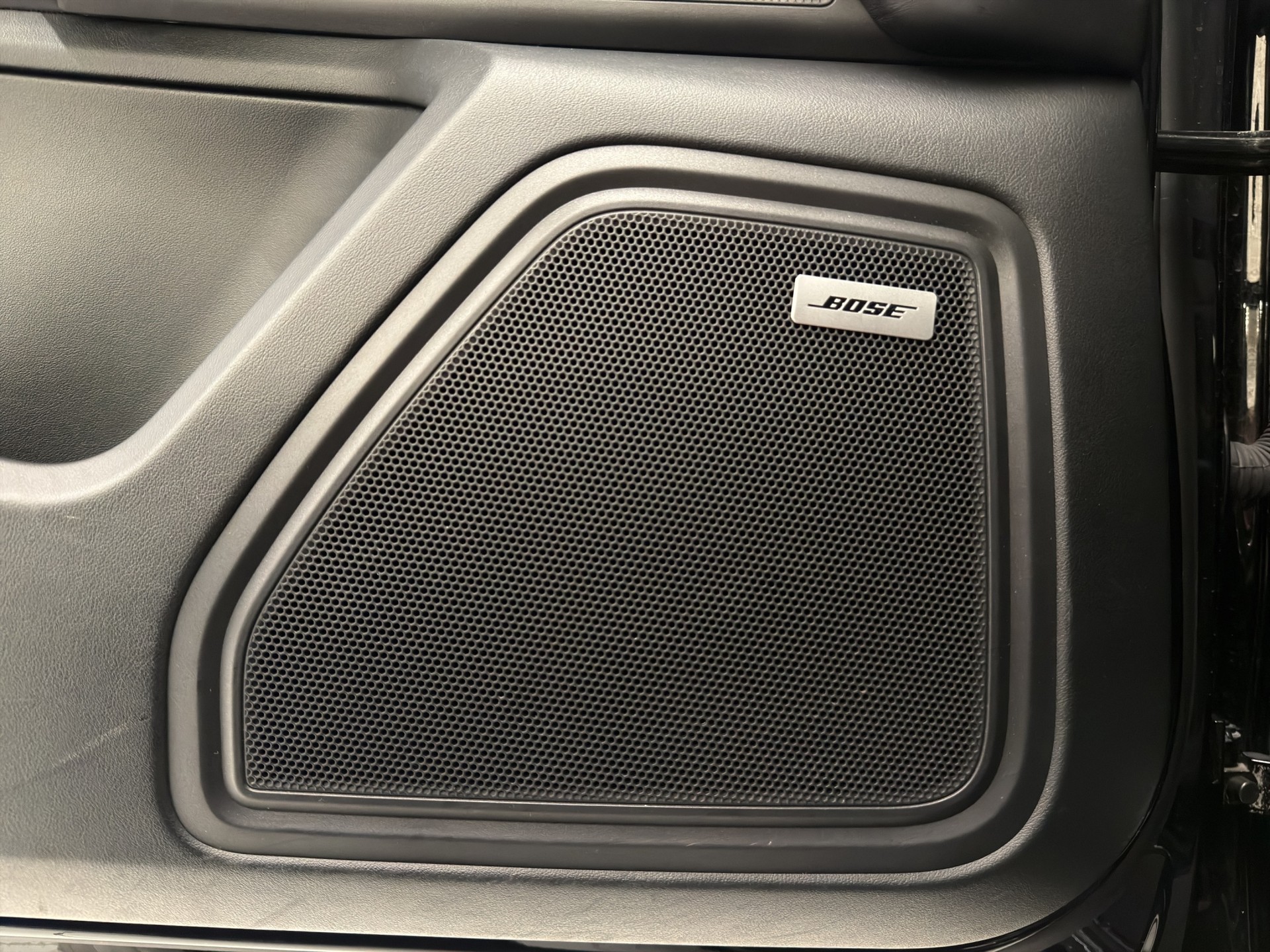 PORSCHE Macan Turbo PDK-image-23