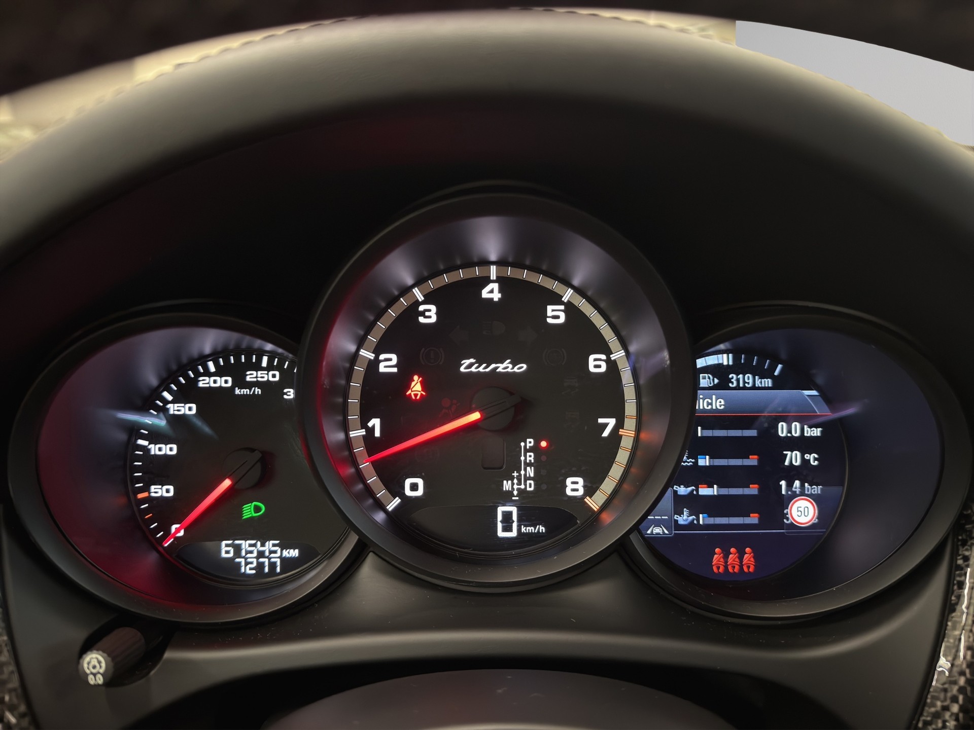 PORSCHE Macan Turbo PDK-image-19