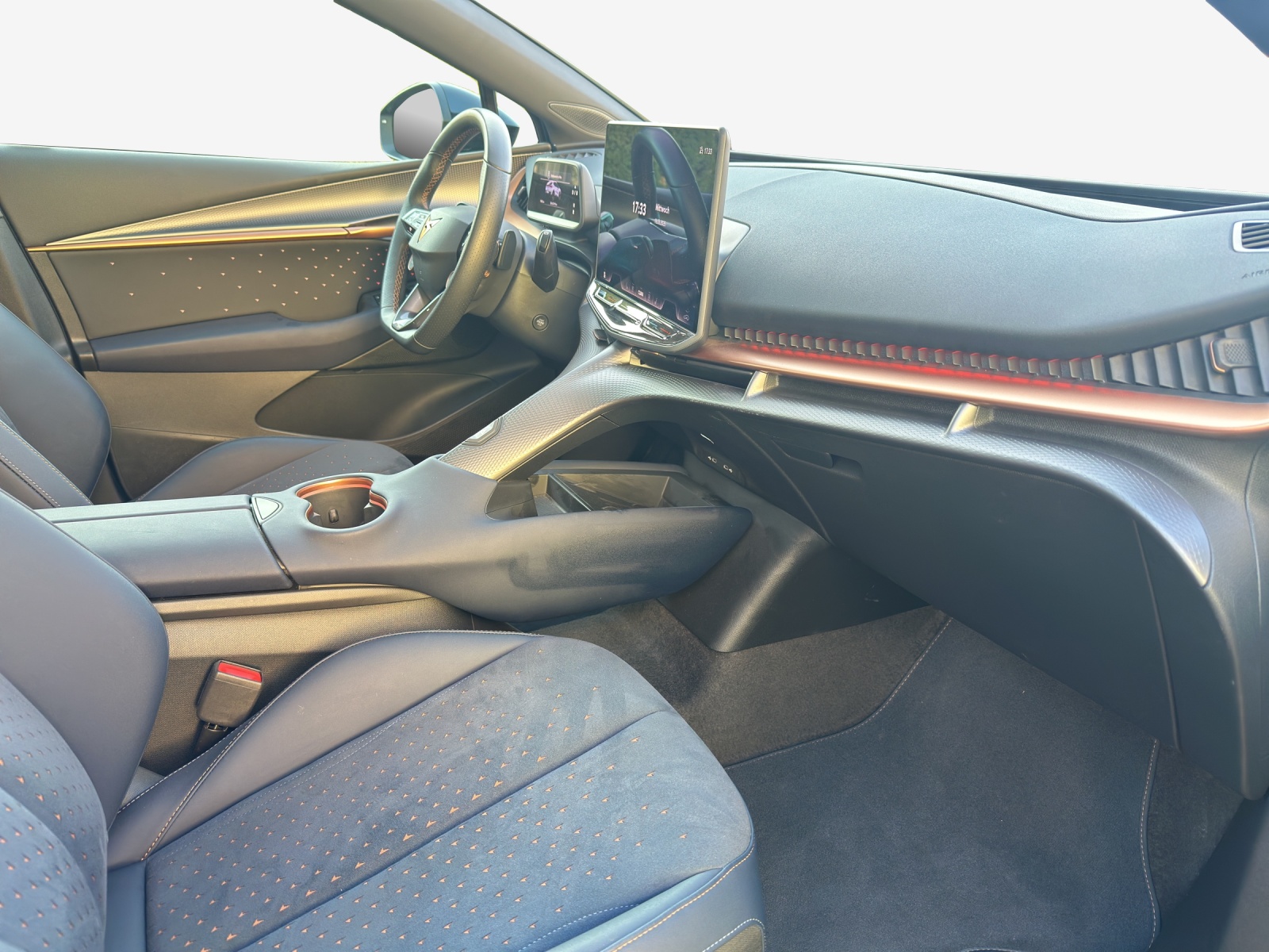 CUPRA Tavascan Type 9 77 kWh Adrenaline-image-15