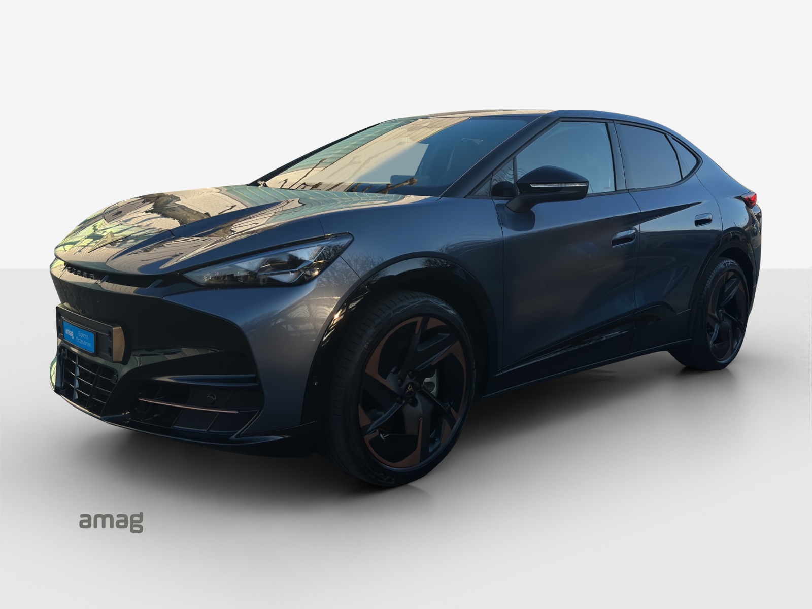CUPRA Tavascan Type 9 77 kWh Adrenaline-image-0