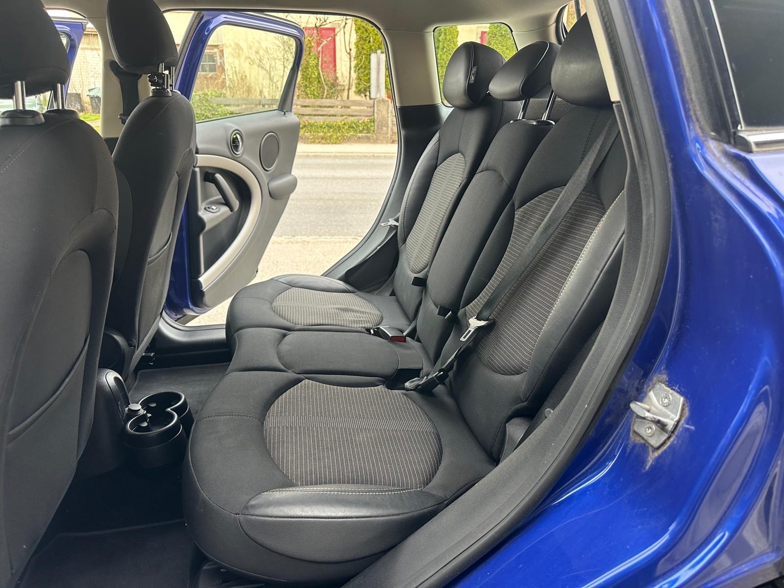 MINI Countryman Cooper ALL4-image-10