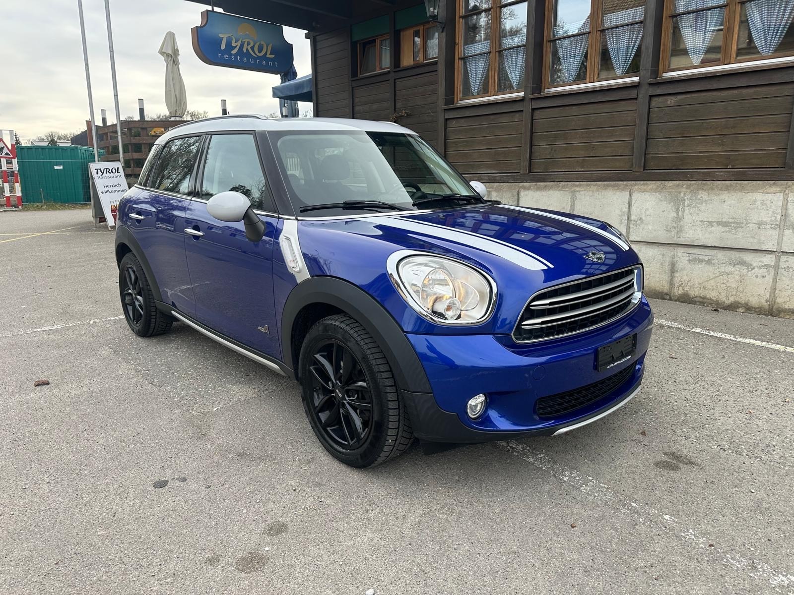 MINI Countryman Cooper ALL4-image-0