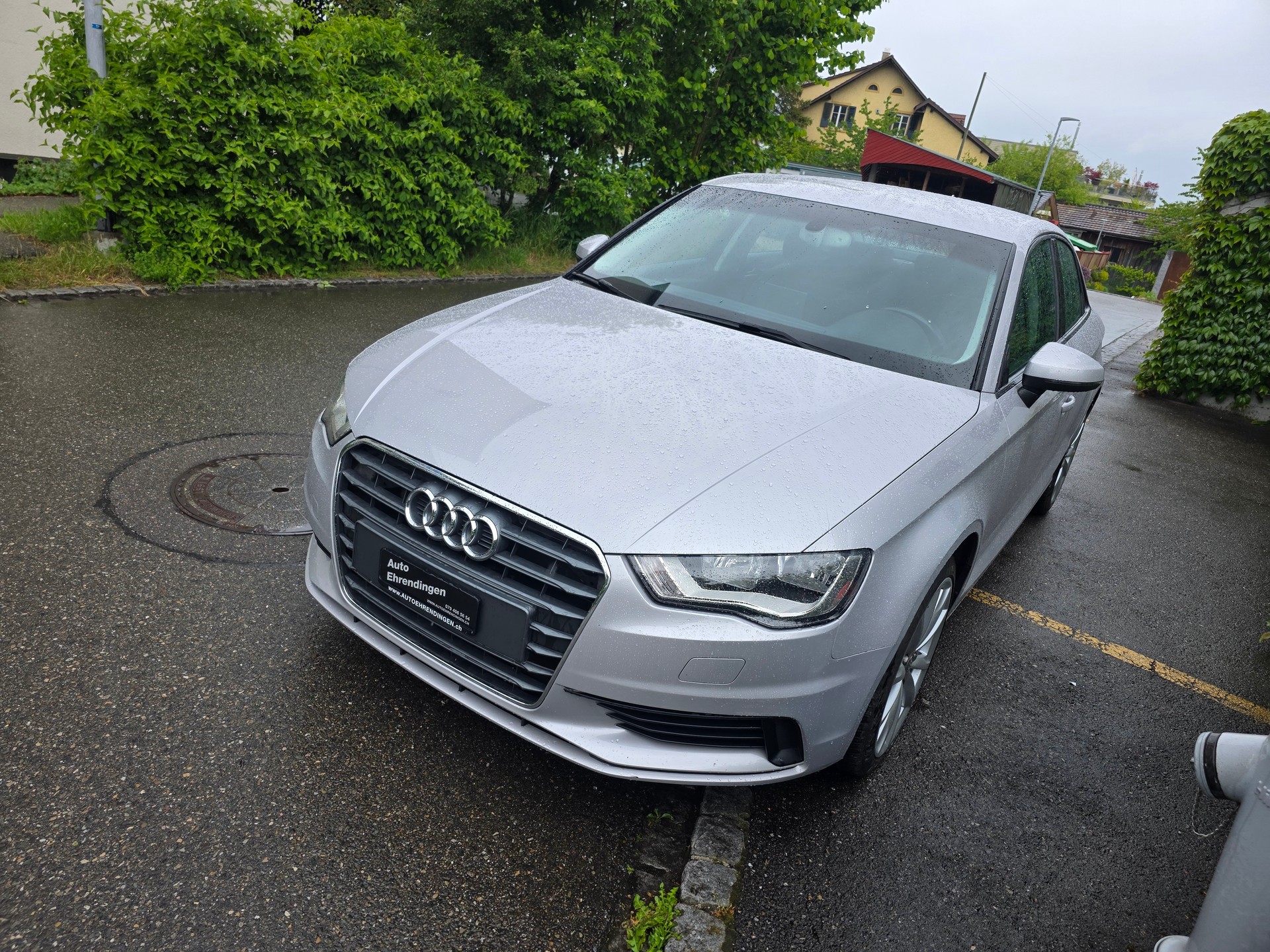 AUDI A3 Limousine 2.0 TDI Attraction-image-0