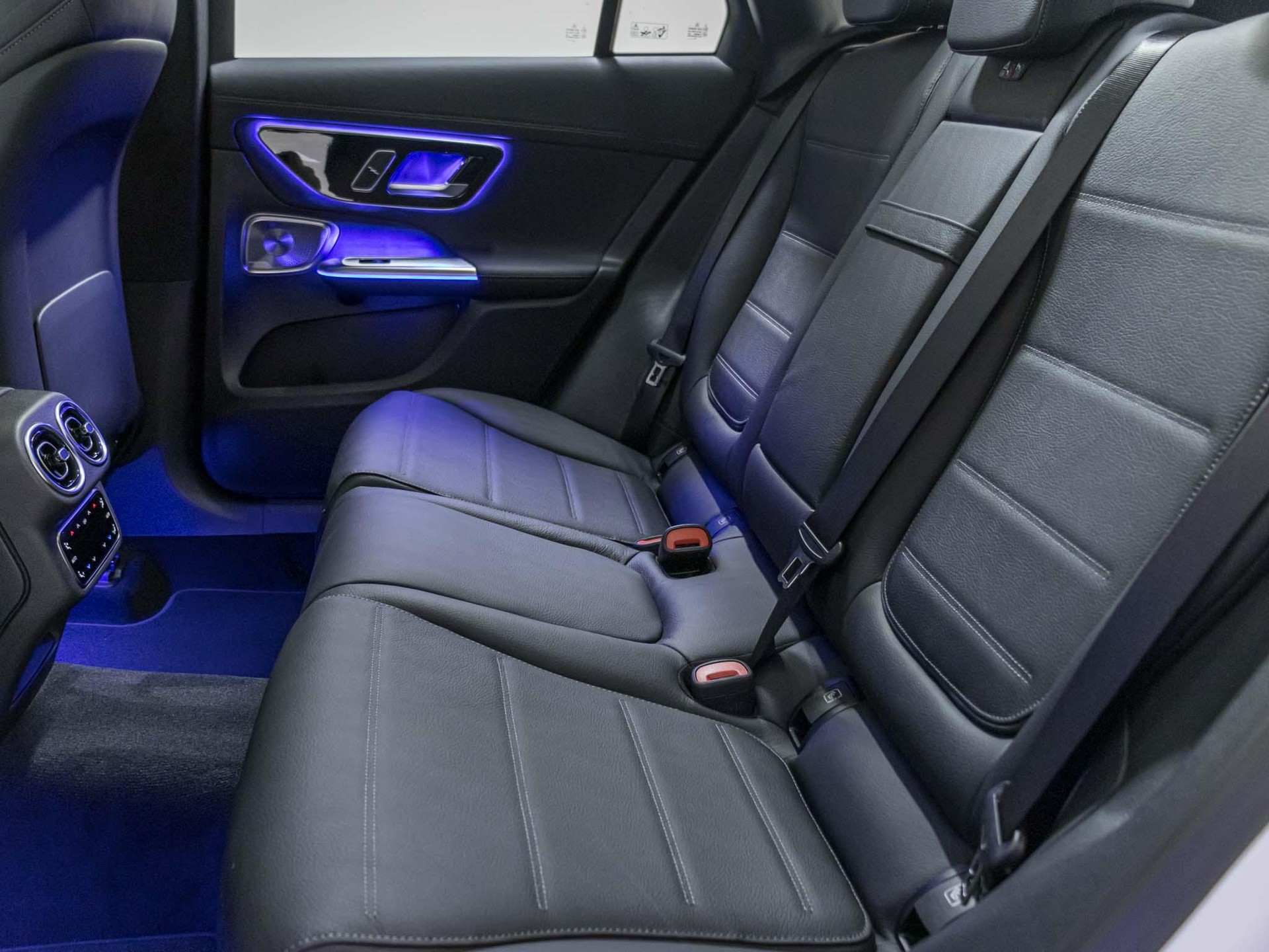 MERCEDES-BENZ GLC 450 d 4MATIC-image-8