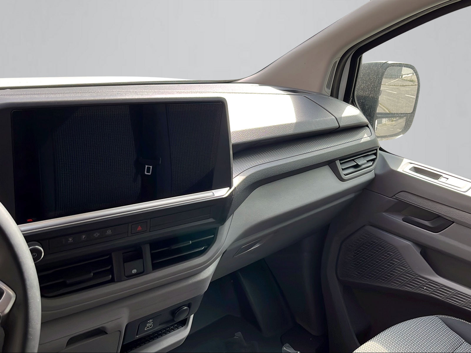 VW e-Transporter 70 kWh-image-14