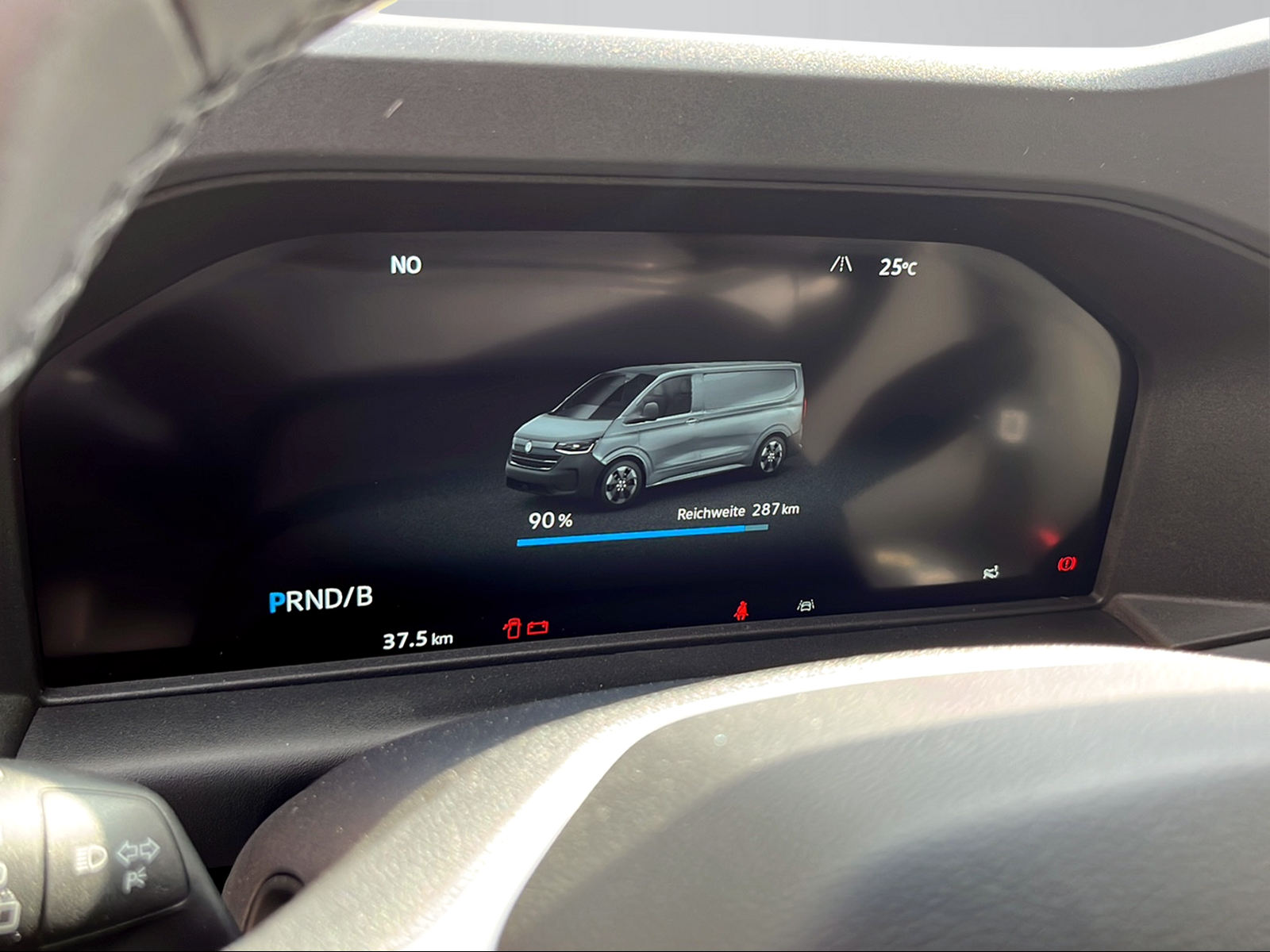 VW e-Transporter 70 kWh-image-12