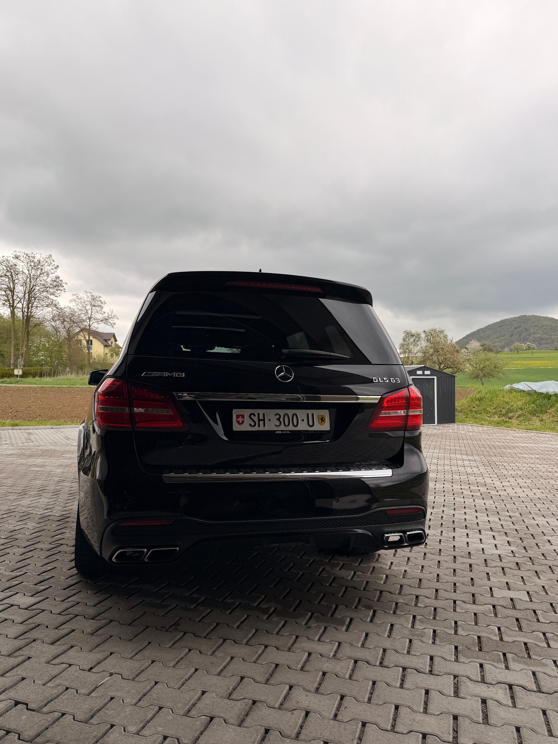 MERCEDES-BENZ GLS 63 AMG 4Matic Speedshift Plus 7G-Tronic-image-6