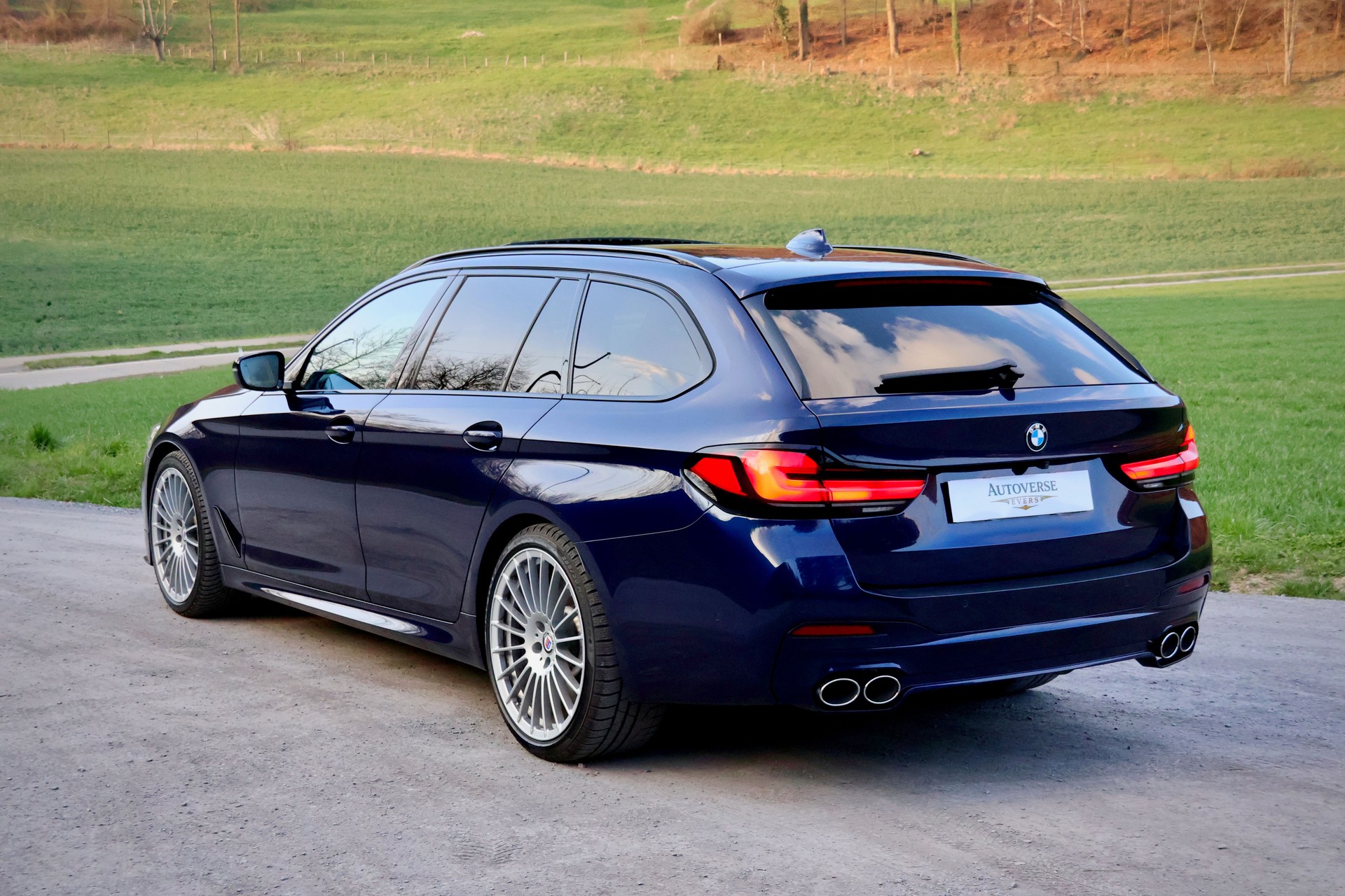 BMW-ALPINA D5 S Touring xDrive Switch-Tronic-image-5