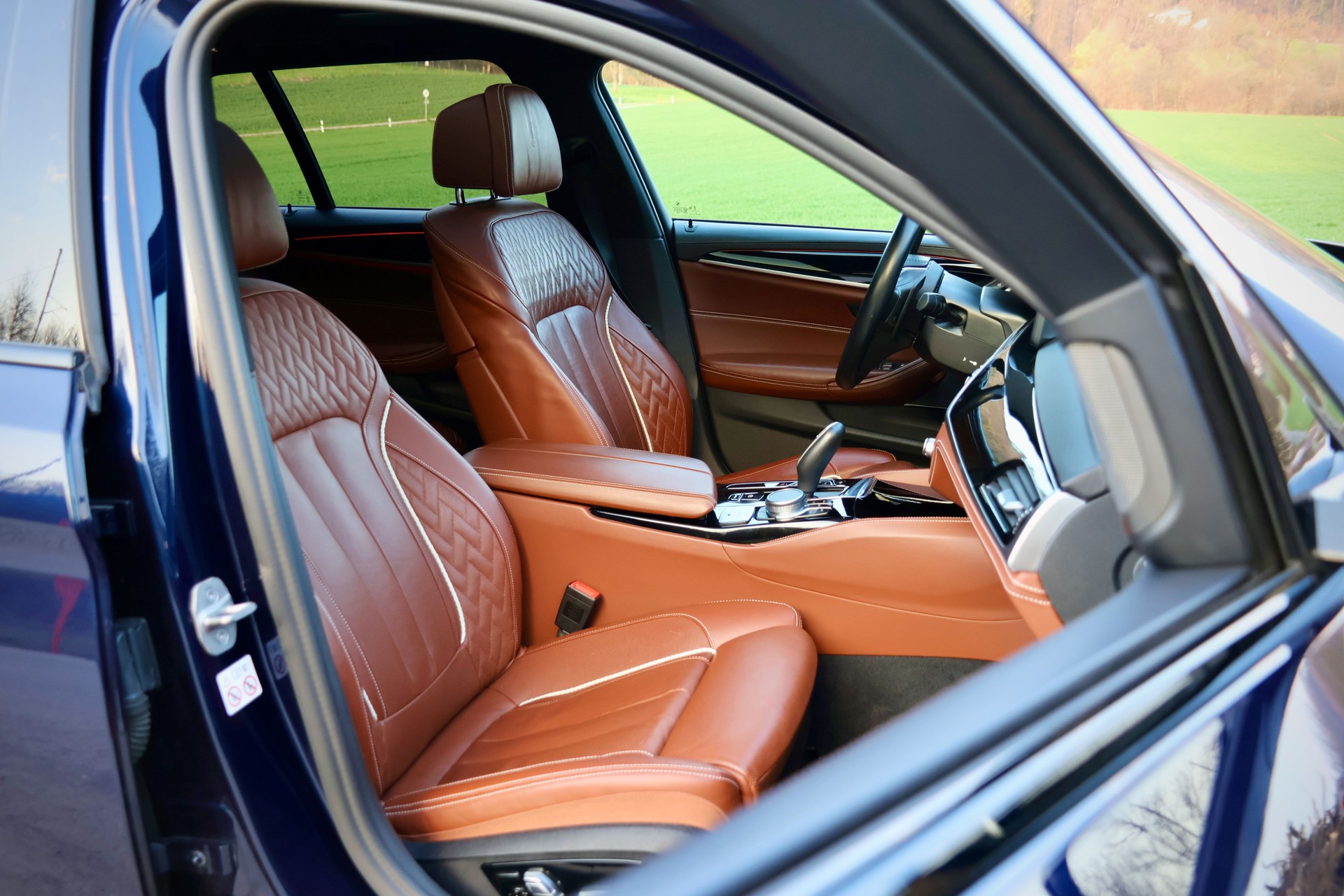 BMW-ALPINA D5 S Touring xDrive Switch-Tronic-image-7