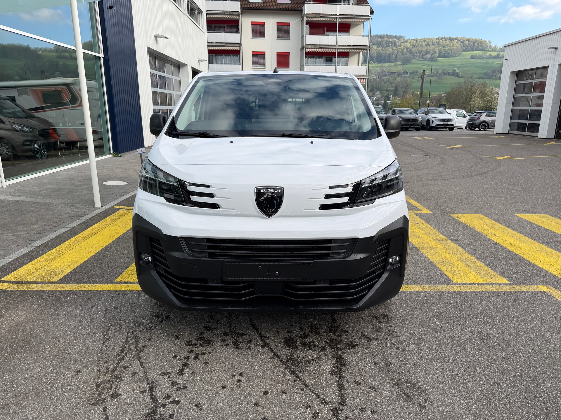 PEUGEOT Expert 75 KWh Standard-image-6