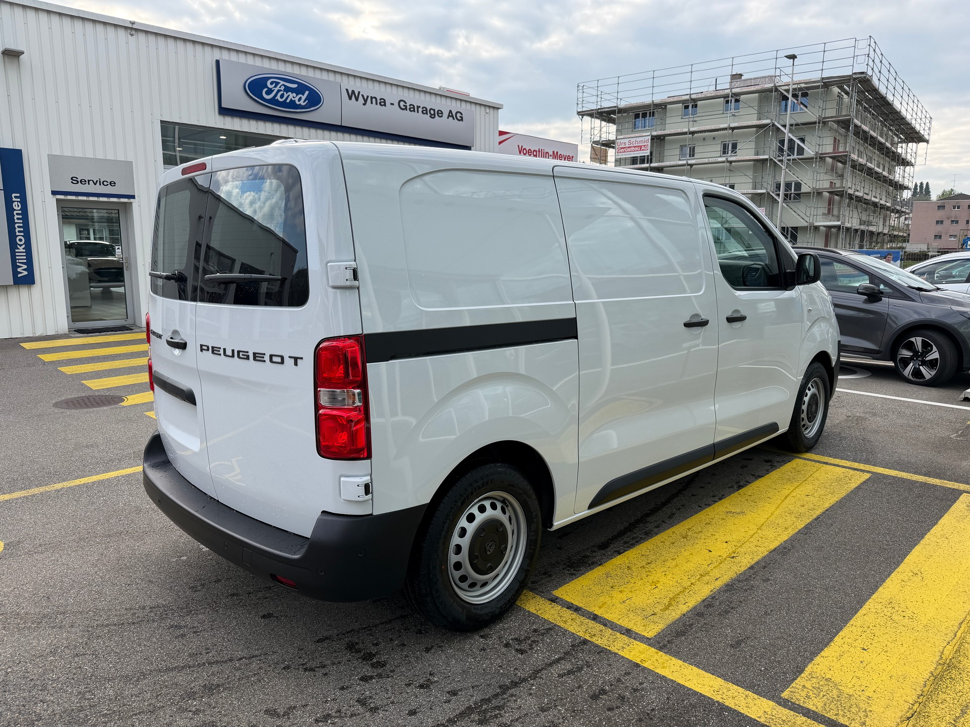 PEUGEOT Expert 75 KWh Standard-image-3