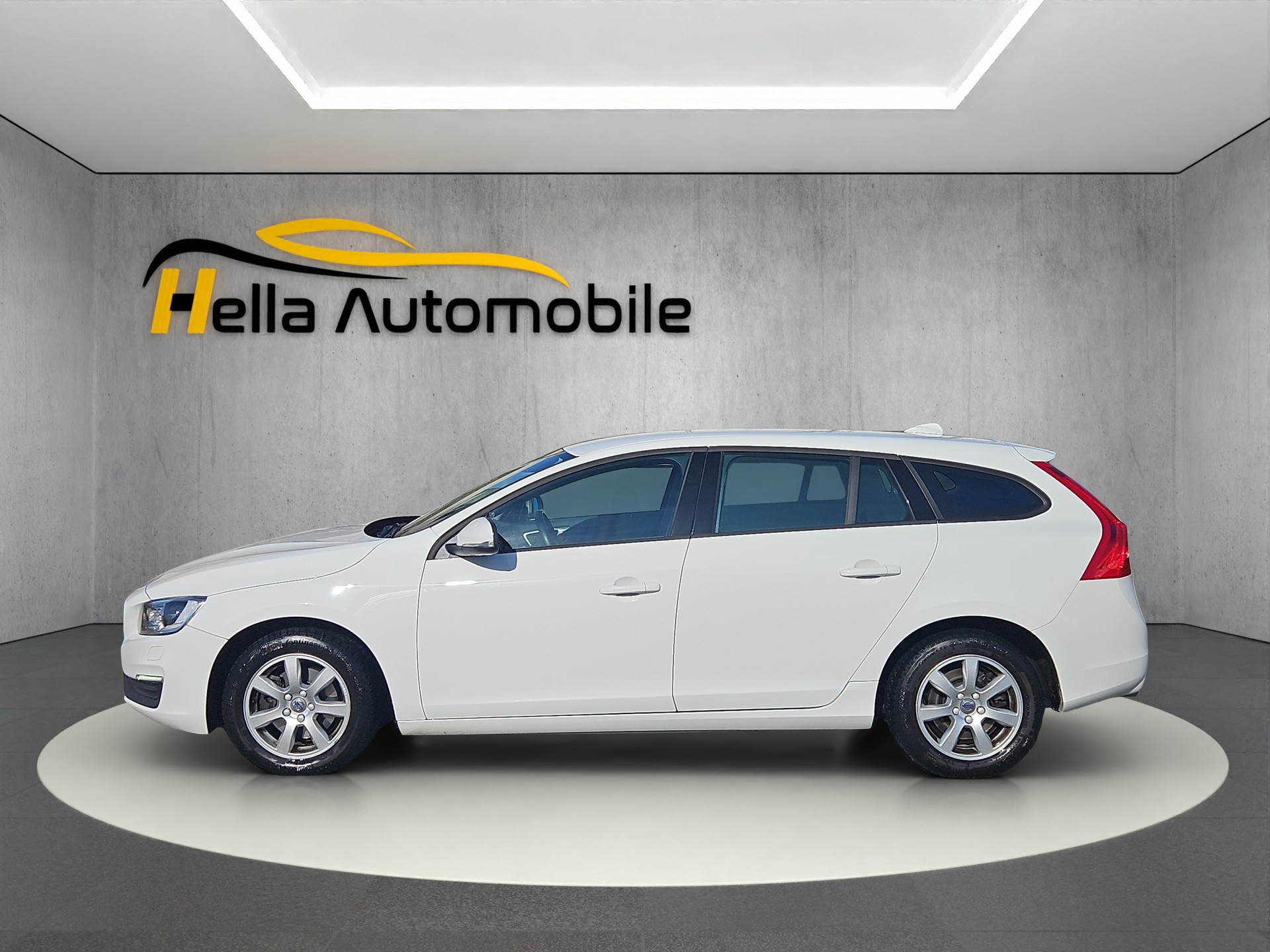 VOLVO V60 D2 Kinetic Geartronic-image-4