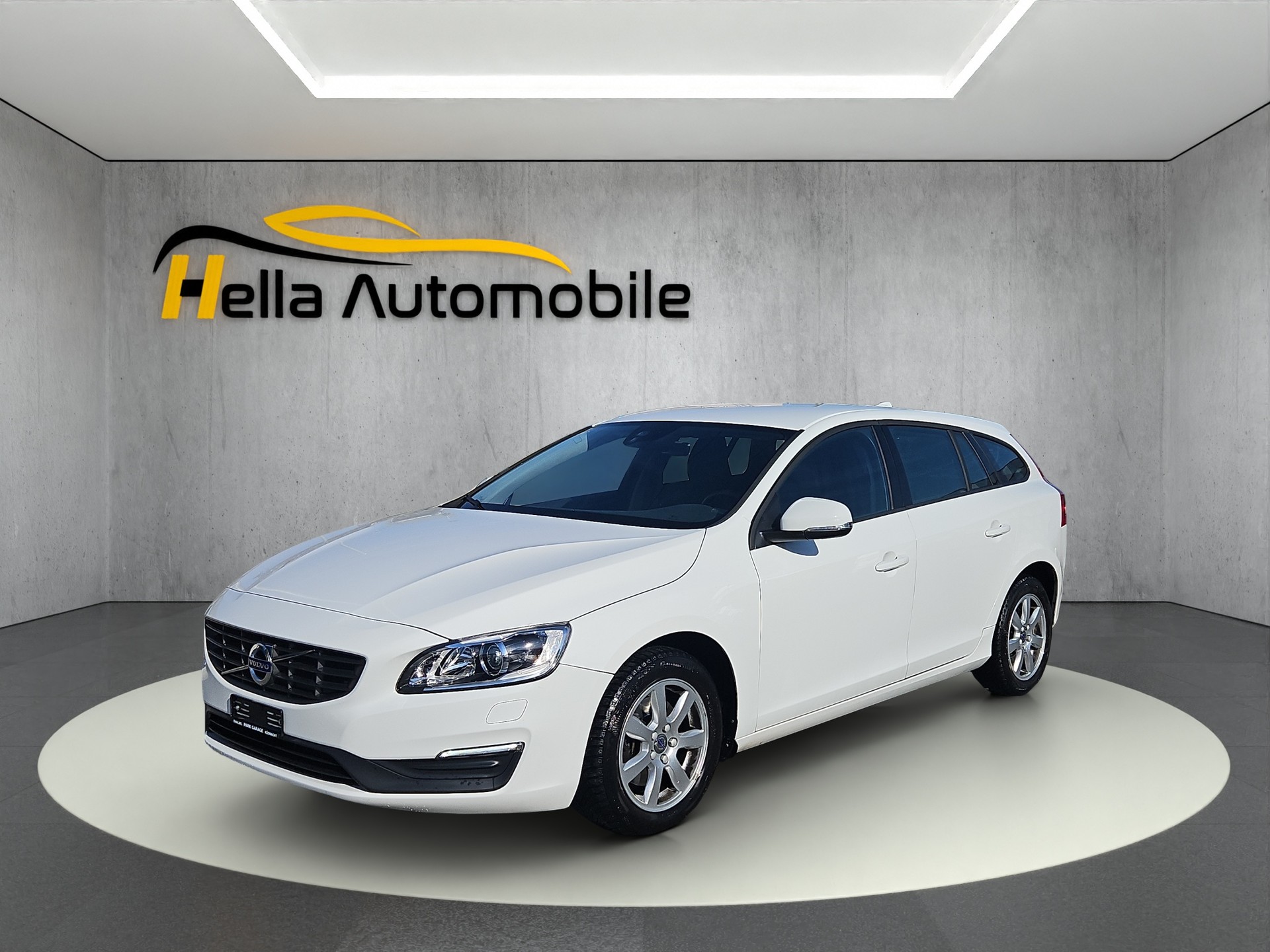 VOLVO V60 D2 Kinetic Geartronic-image-0