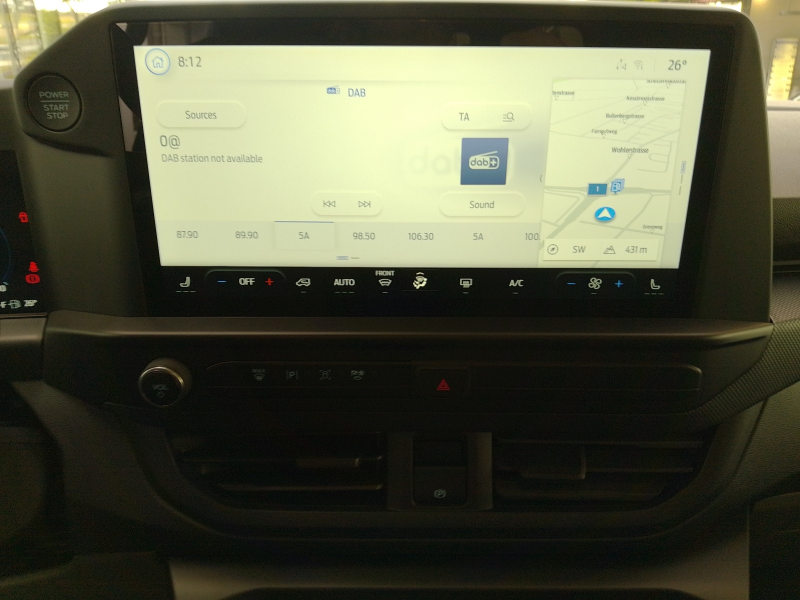 FORD Transit Custom Kombi 320 L2 2.0 EcoBlue 136 Trend L2-image-10