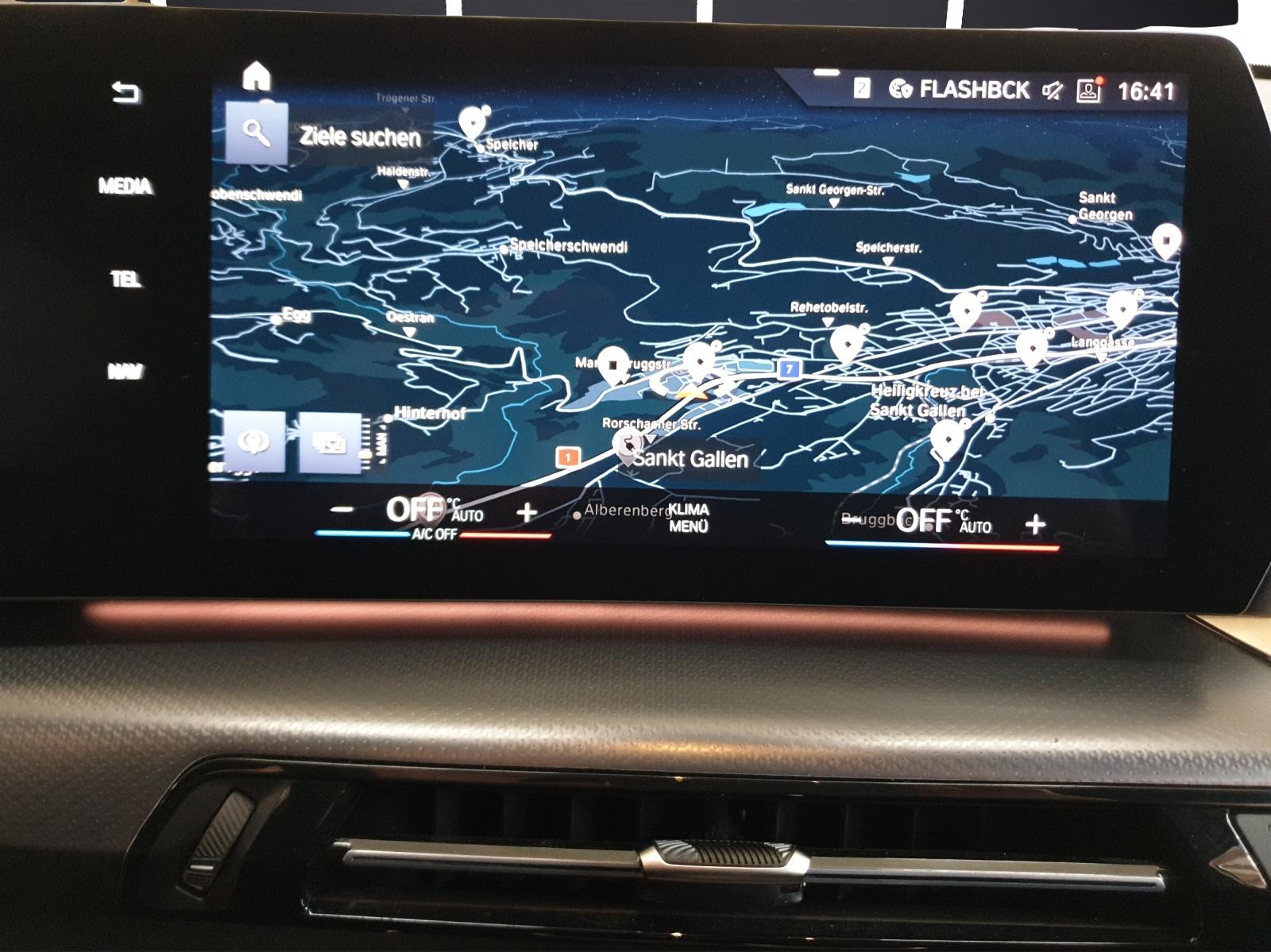 BMW X1 30e xDrive paddles-image-21